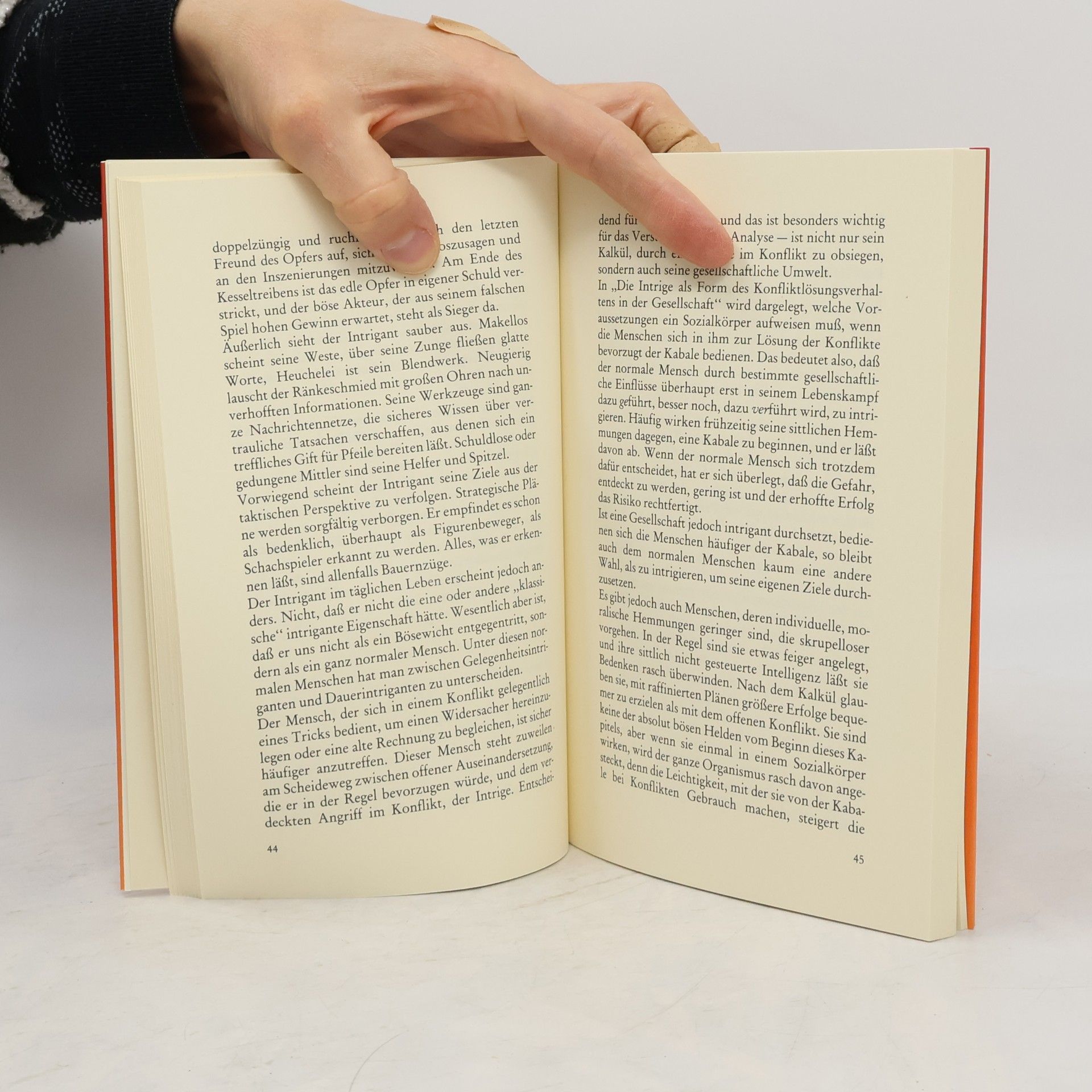Gustav Adolf Pourroy Texte + Thesen - 194: Das Prinzip Intrige