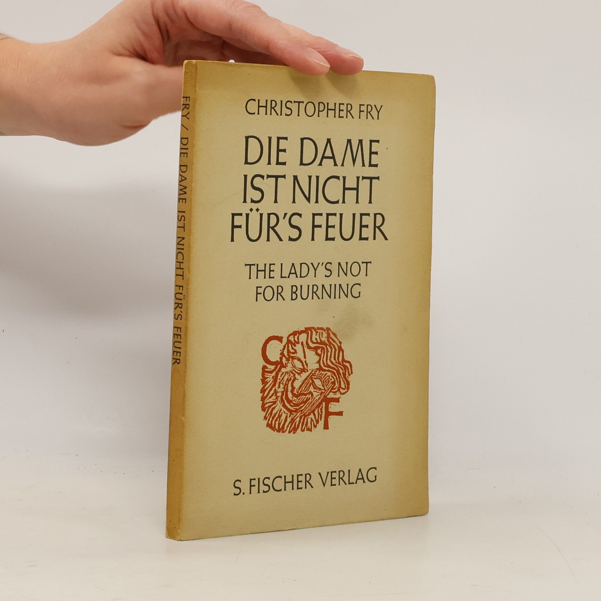 Die Dame ist nicht für's Feuer