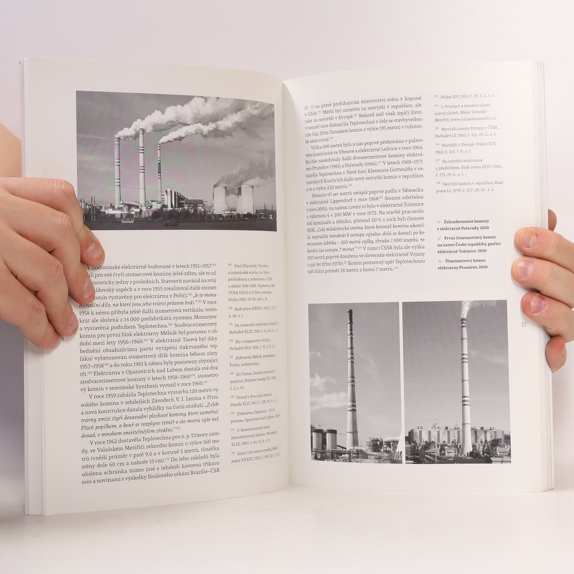 Martin Vonka Tovární komíny : funkce, konstrukce, architektura