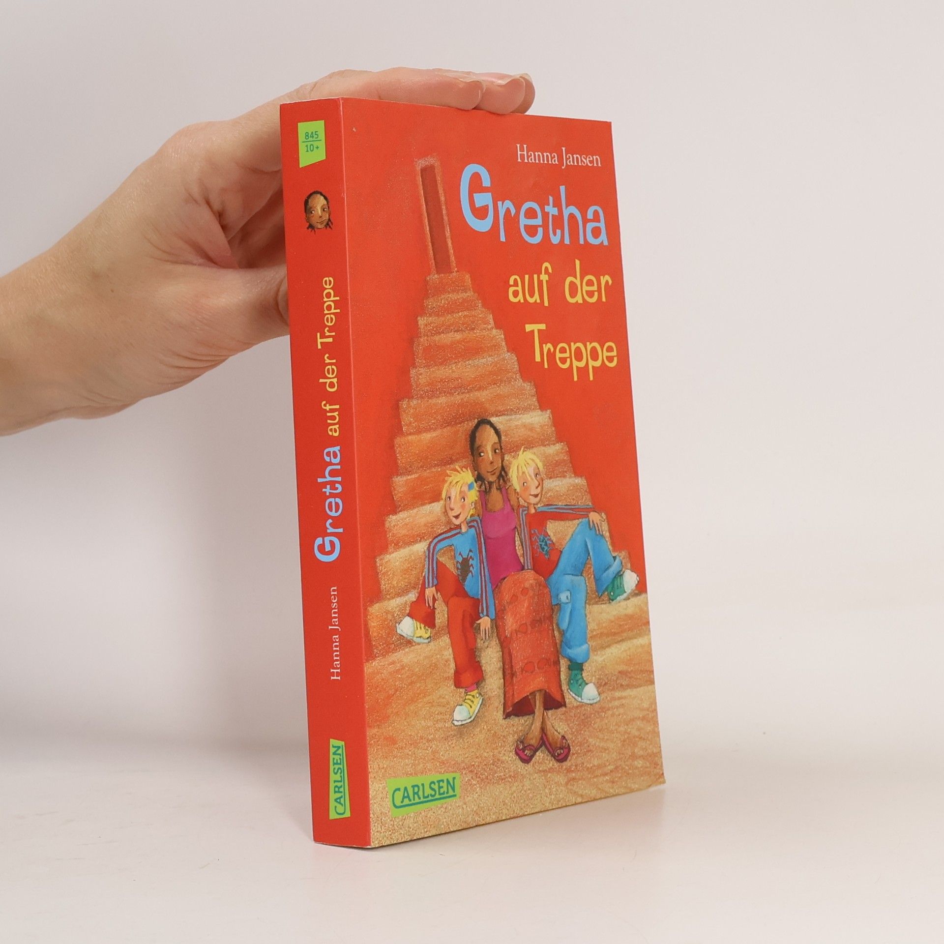 Gretha auf der Treppe