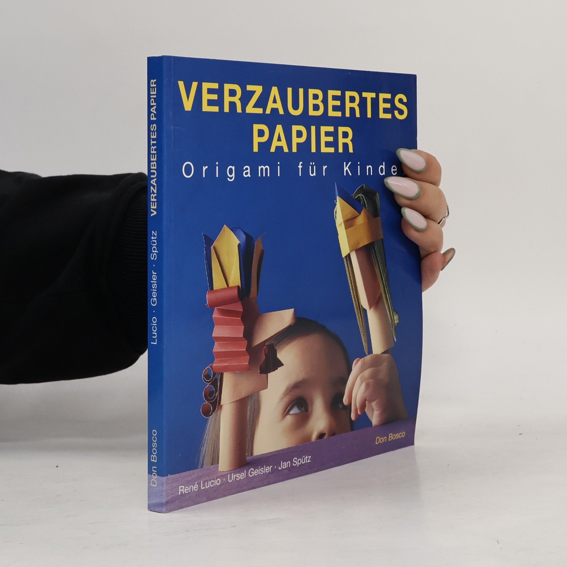 Rene Lucio Verzaubertes Papier