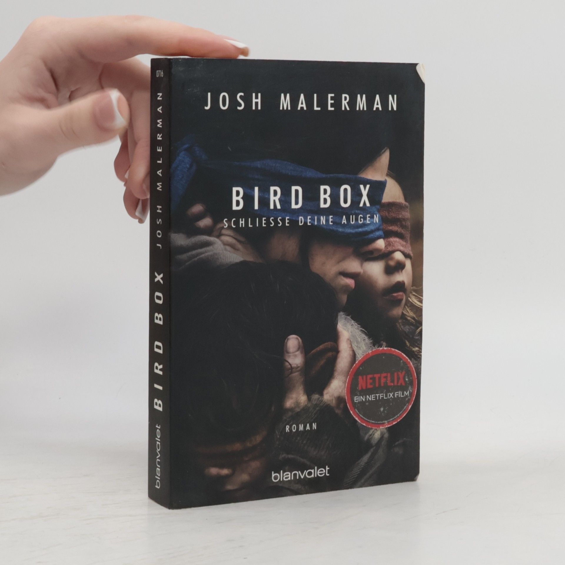 Bird Box : schließe deine Augen : Roman