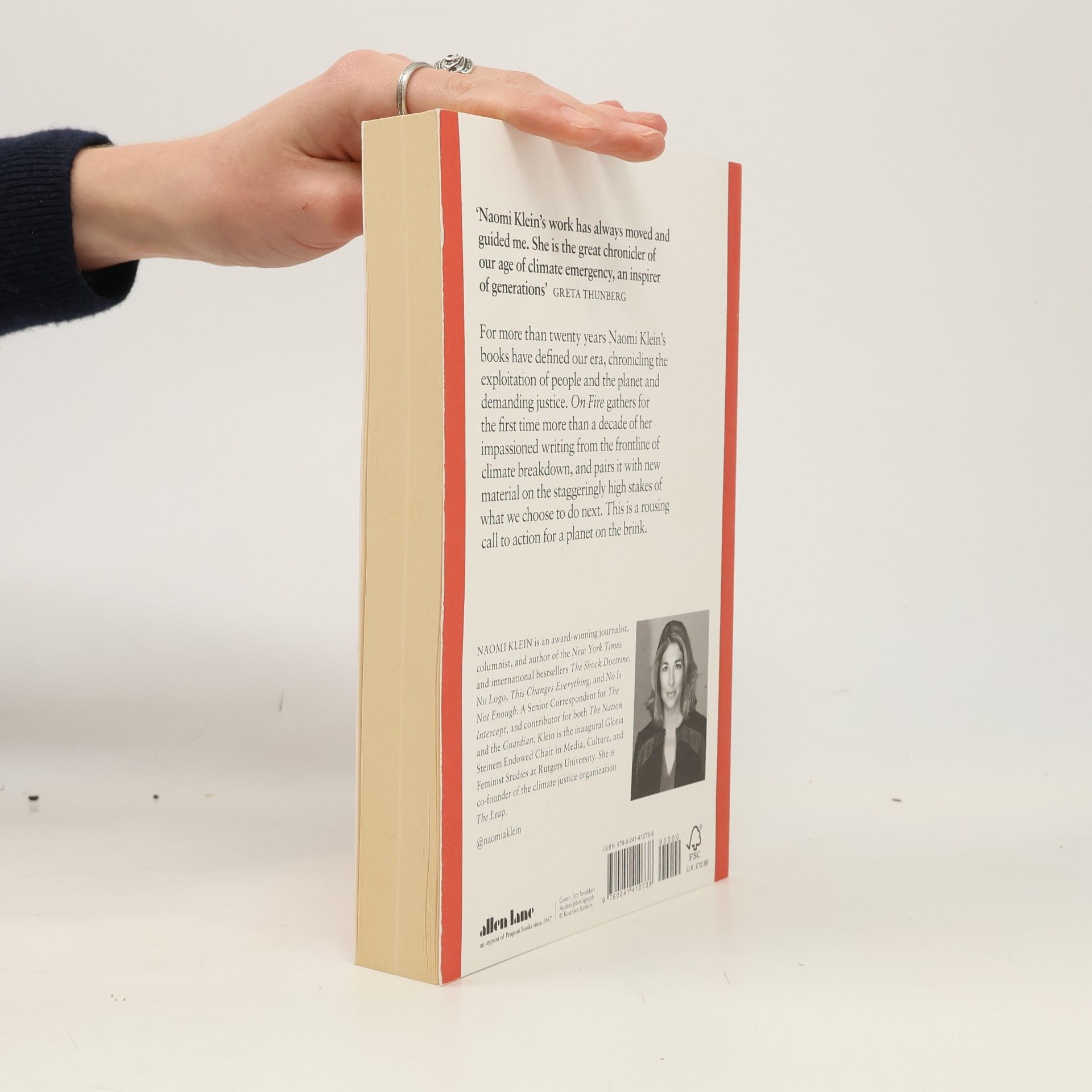 Naomi Klein On fire : the burning case for a green new deal