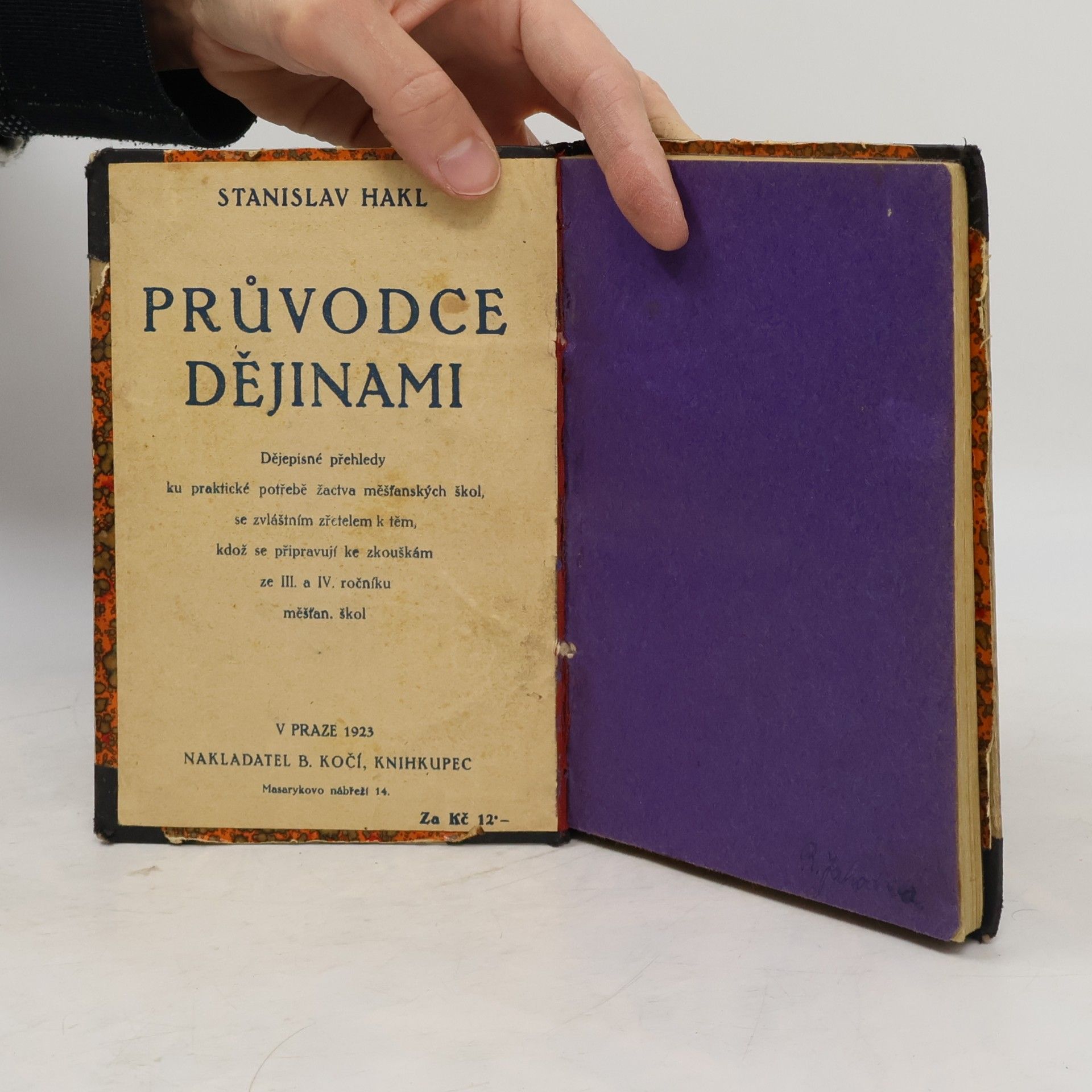 Stanislav Hakl Průvodce dějinami