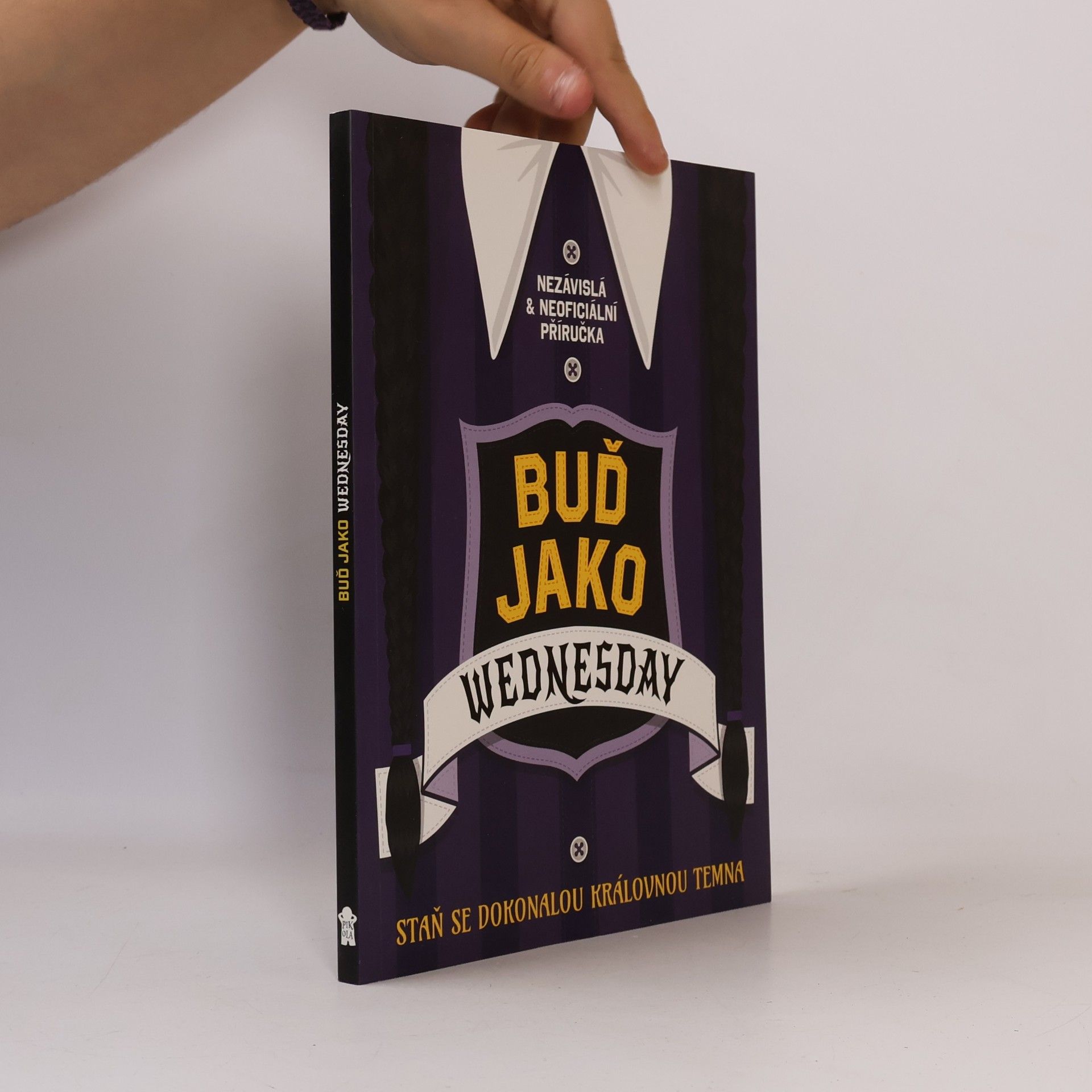 Various authors Buď jako Wednesday