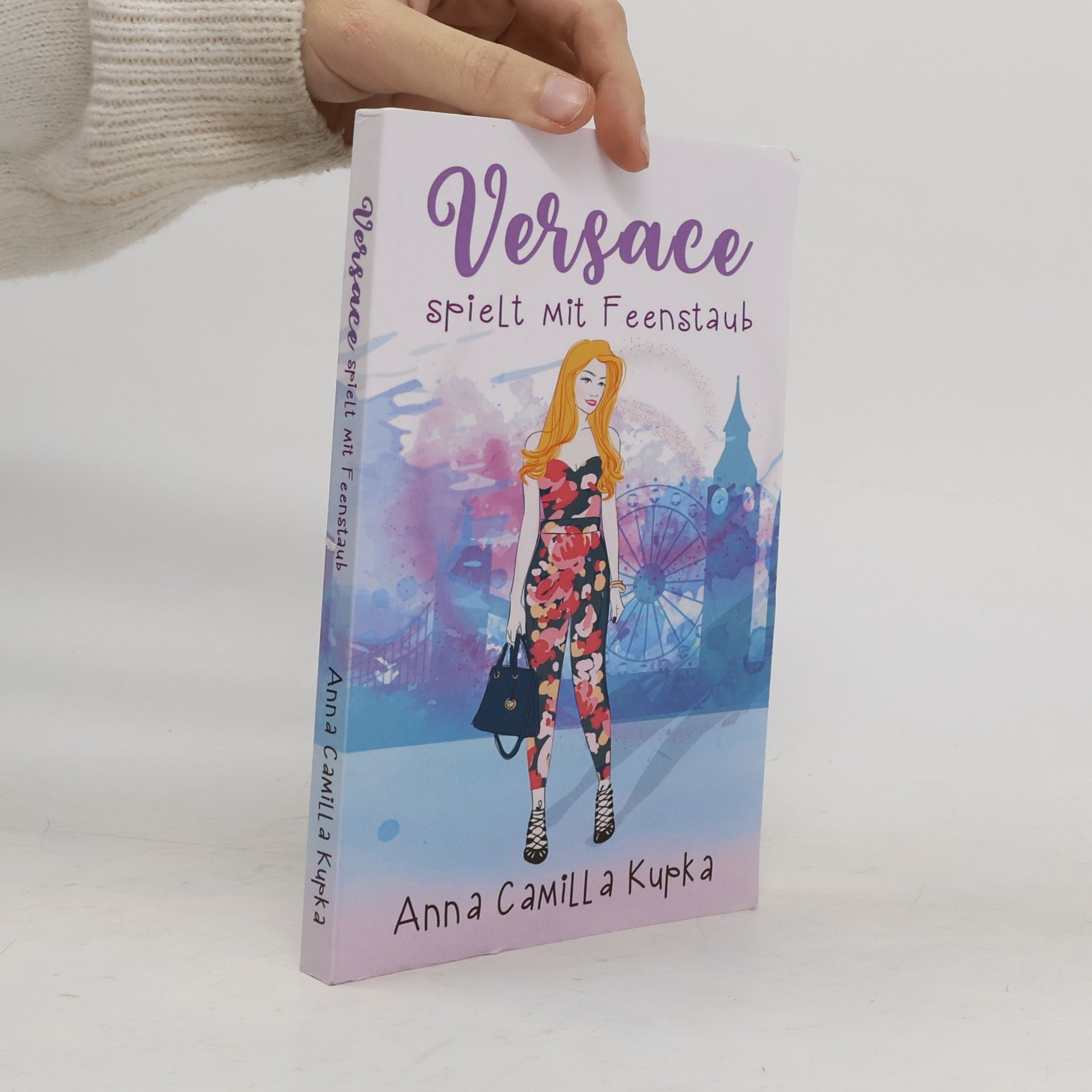 Versace spielt mit Feenstaub