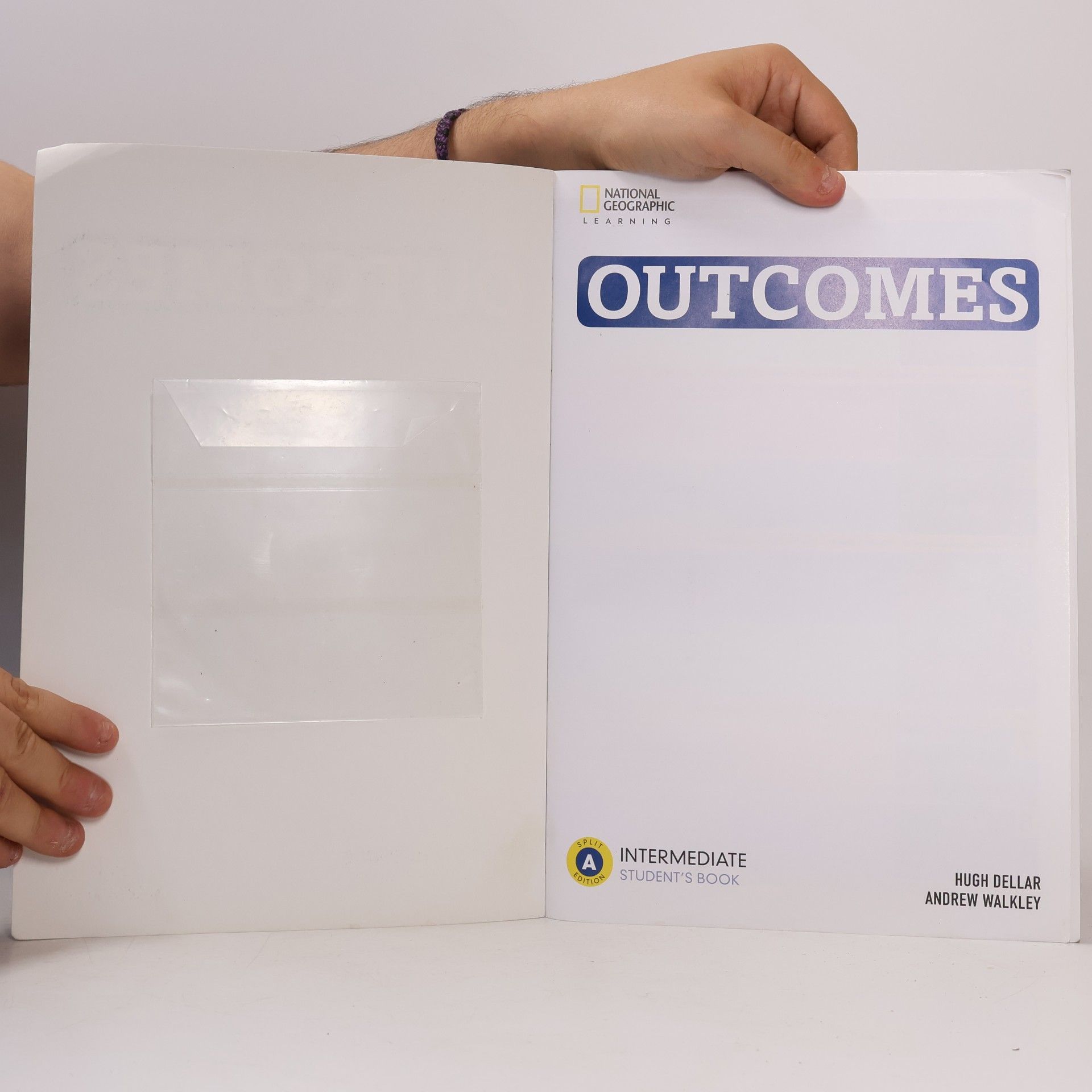 Hugh Dellar Outcomes B1.2/B2.1: Intermediate - Student's Book (Split Edition A) + DVD