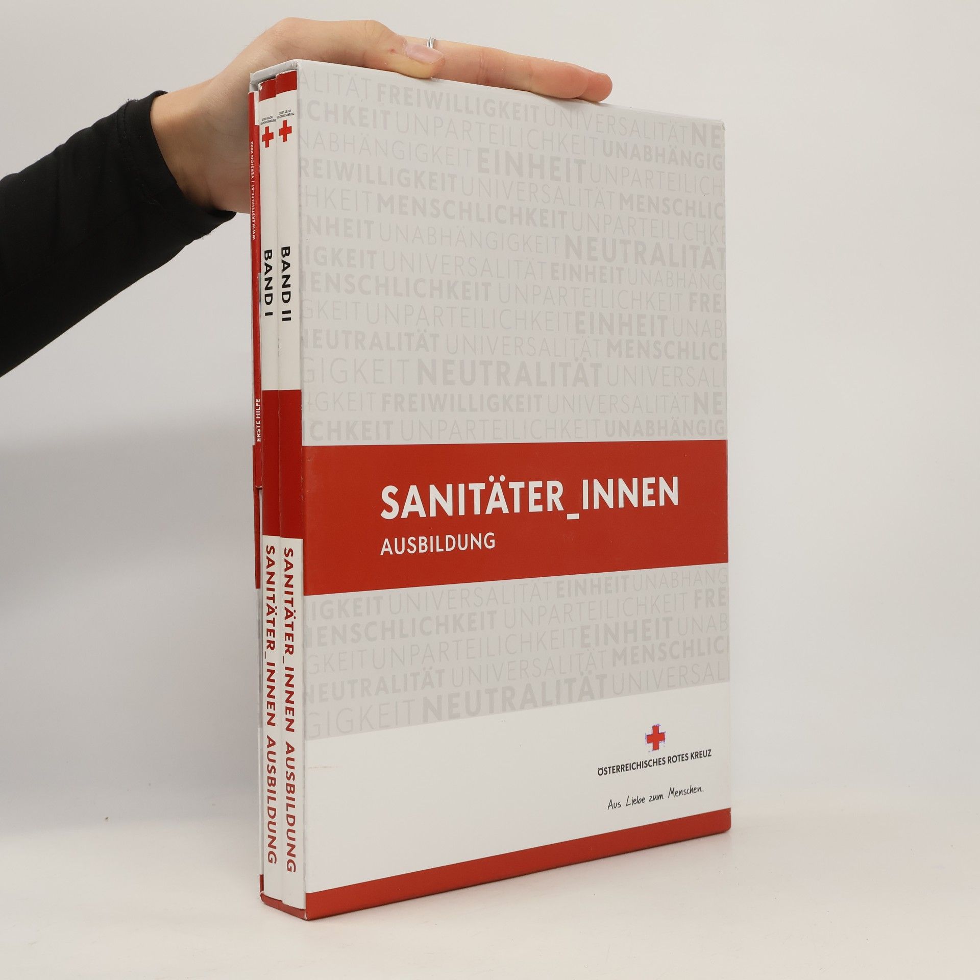 Various authors Sanitäter_innen I-II