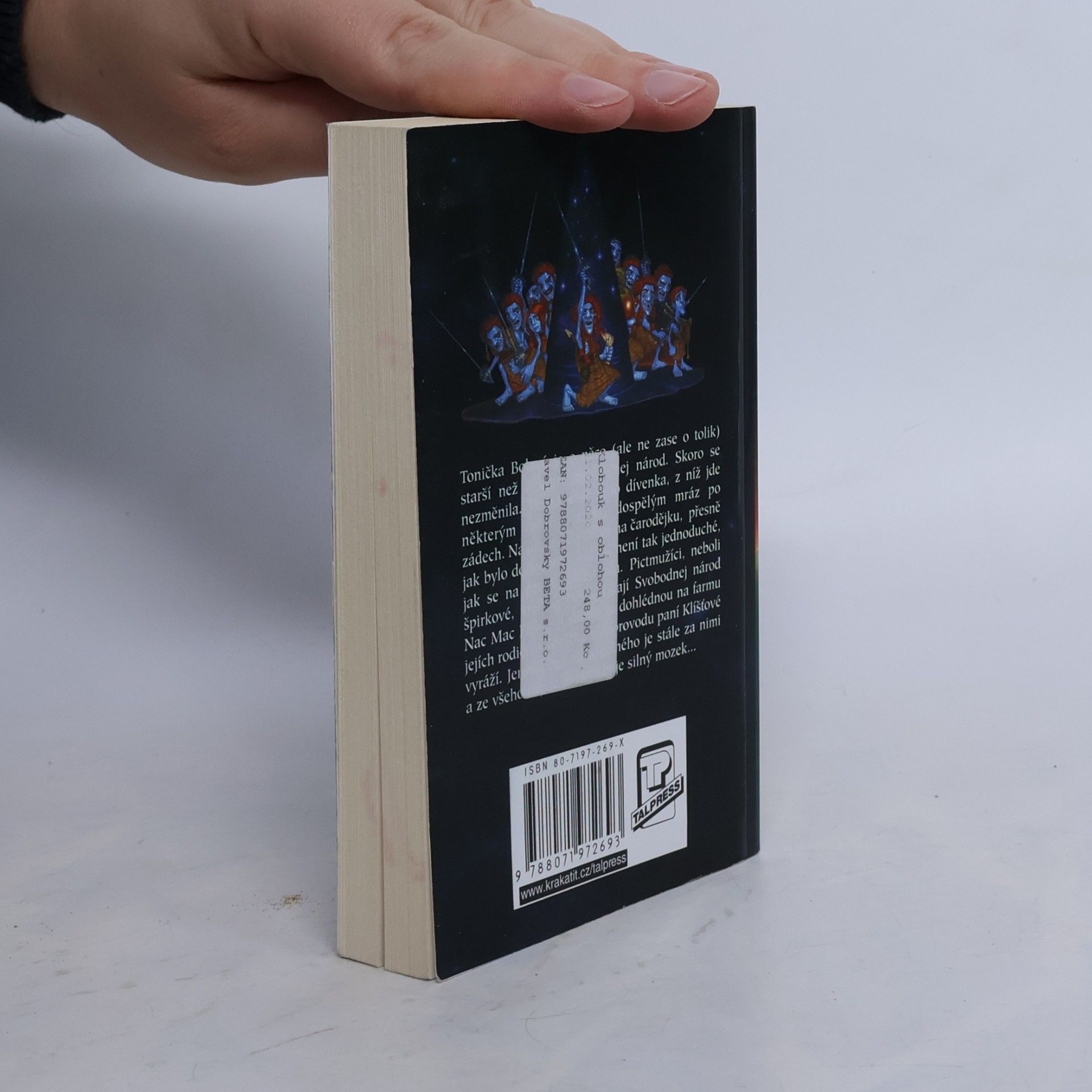 Terry Pratchett Klobouk s oblohou