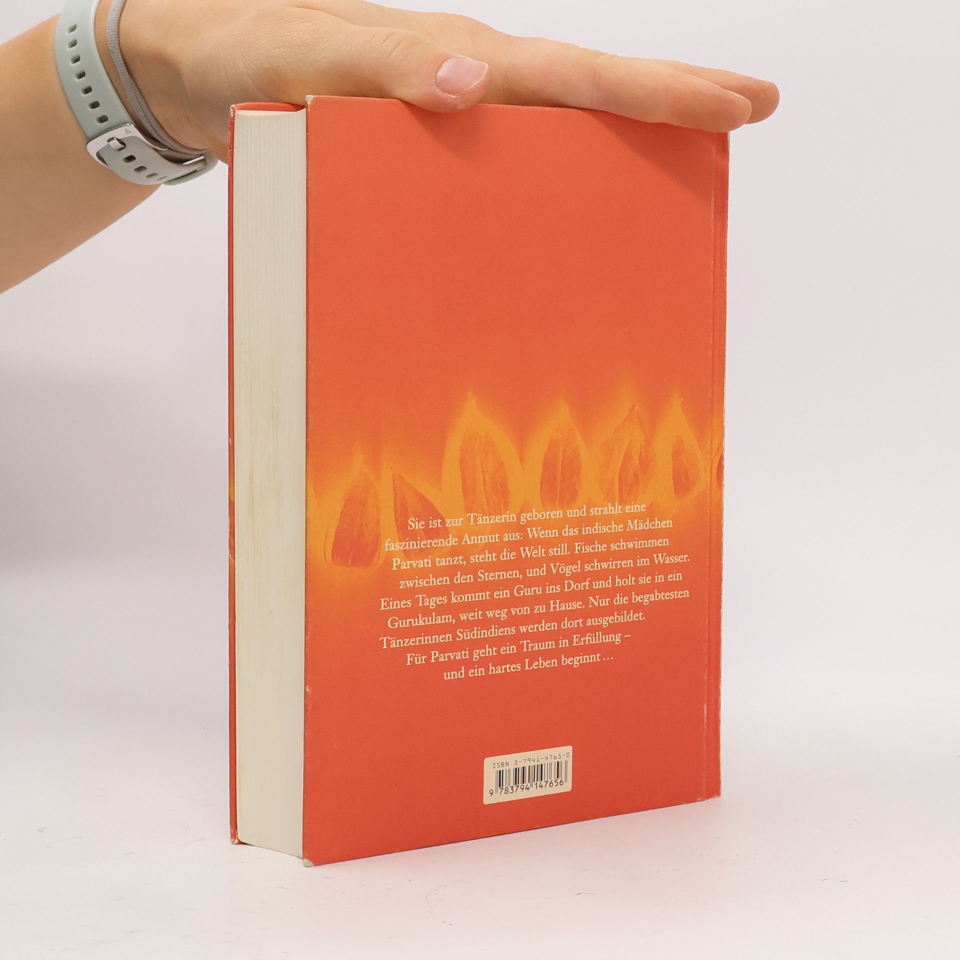 Suzanne Fisher Staples Parvati, Tänzerin des Feuers