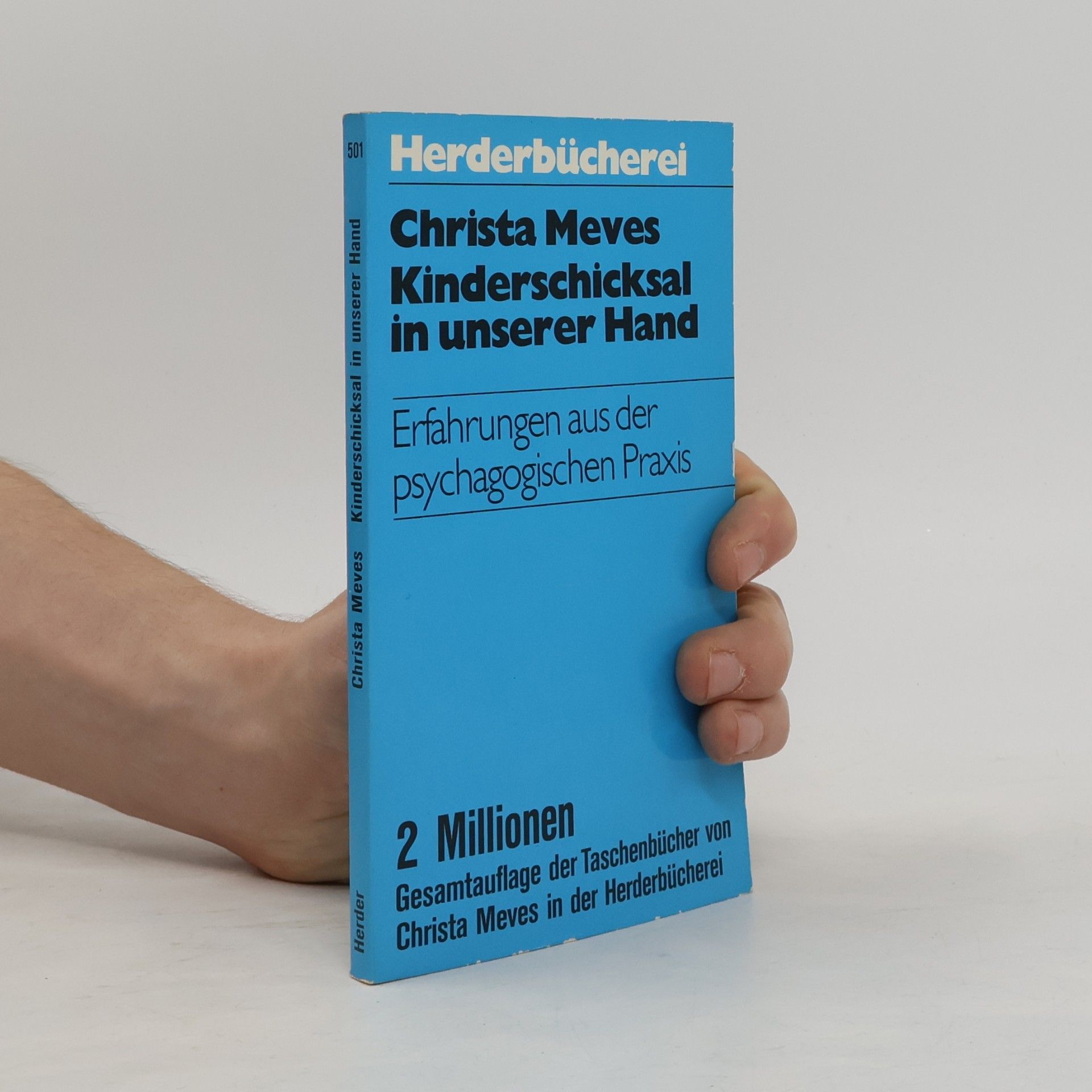 Kinderschicksal in unserer Hand