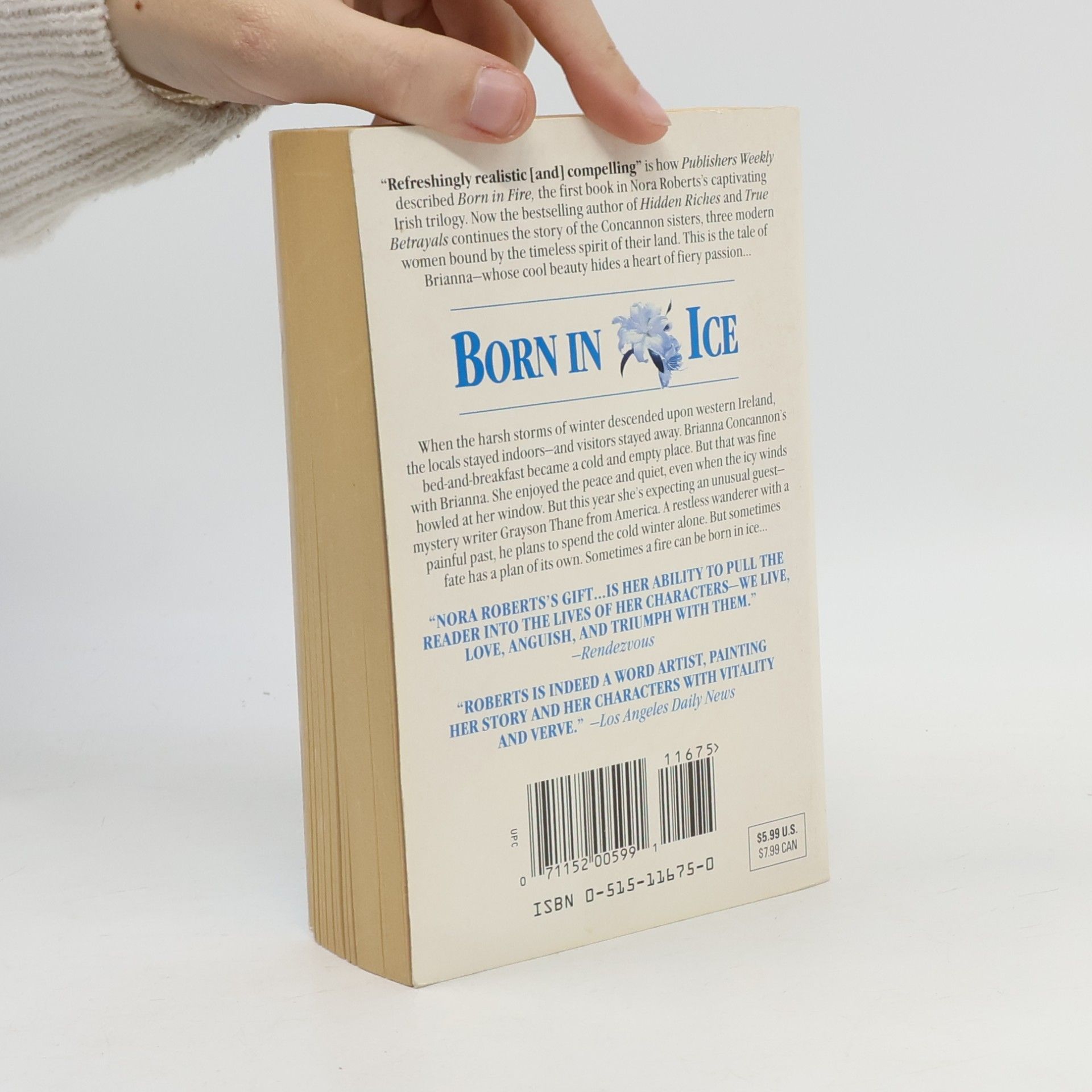 Nora Roberts Born in Ice