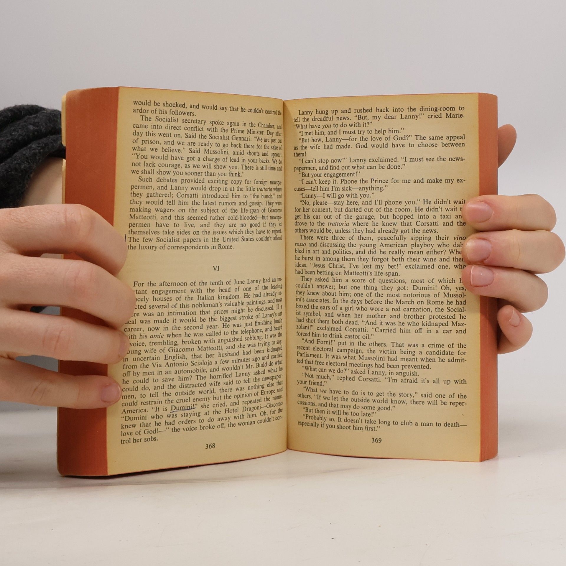 Upton Sinclair Between Two Worlds
