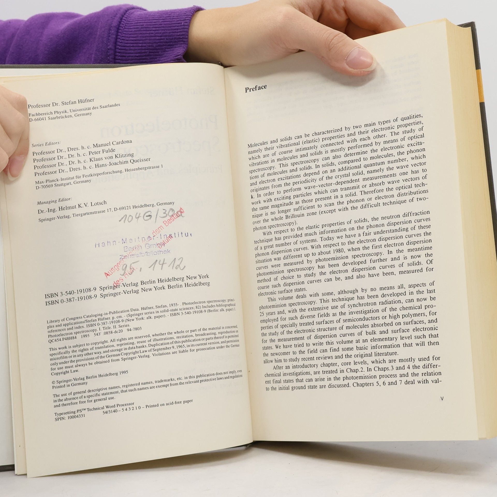 Stefan Hüfner Springer Series in Solid-State Sciences - 82: Photoelectron Spectroscopy