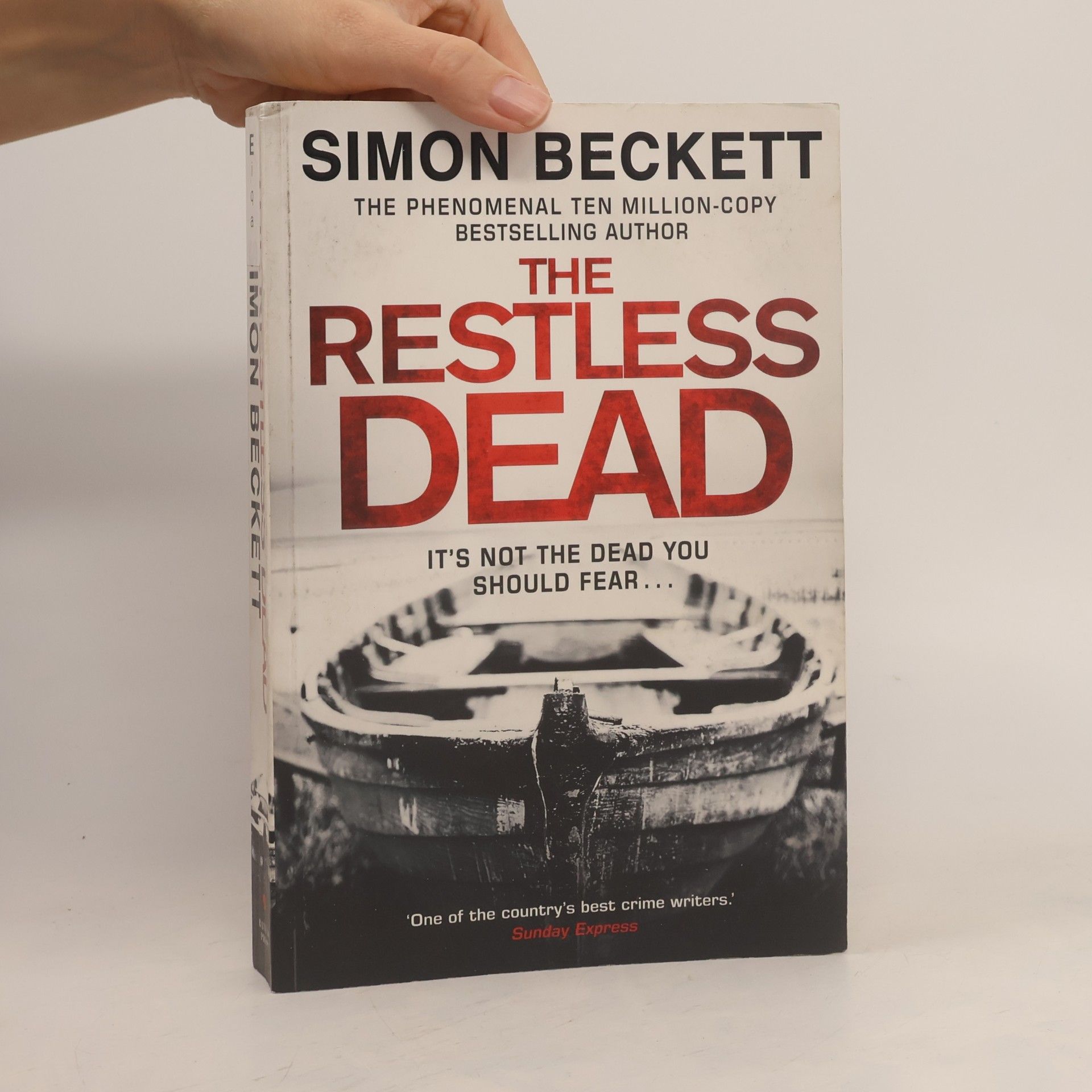 Simon Beckett The Restless Dead