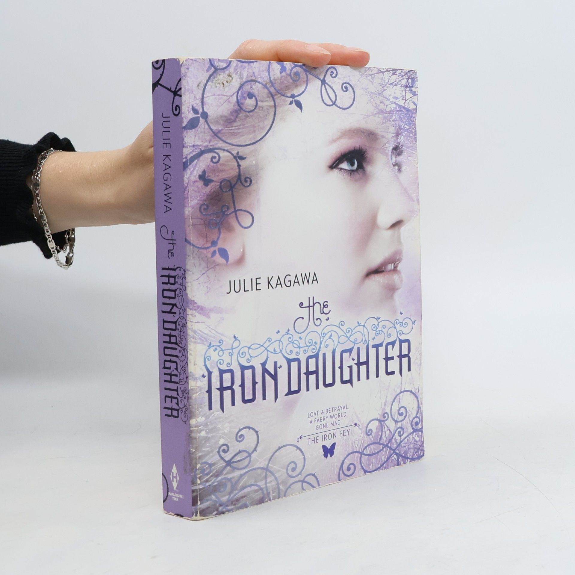 Julie Kagawa The Iron Daughter
