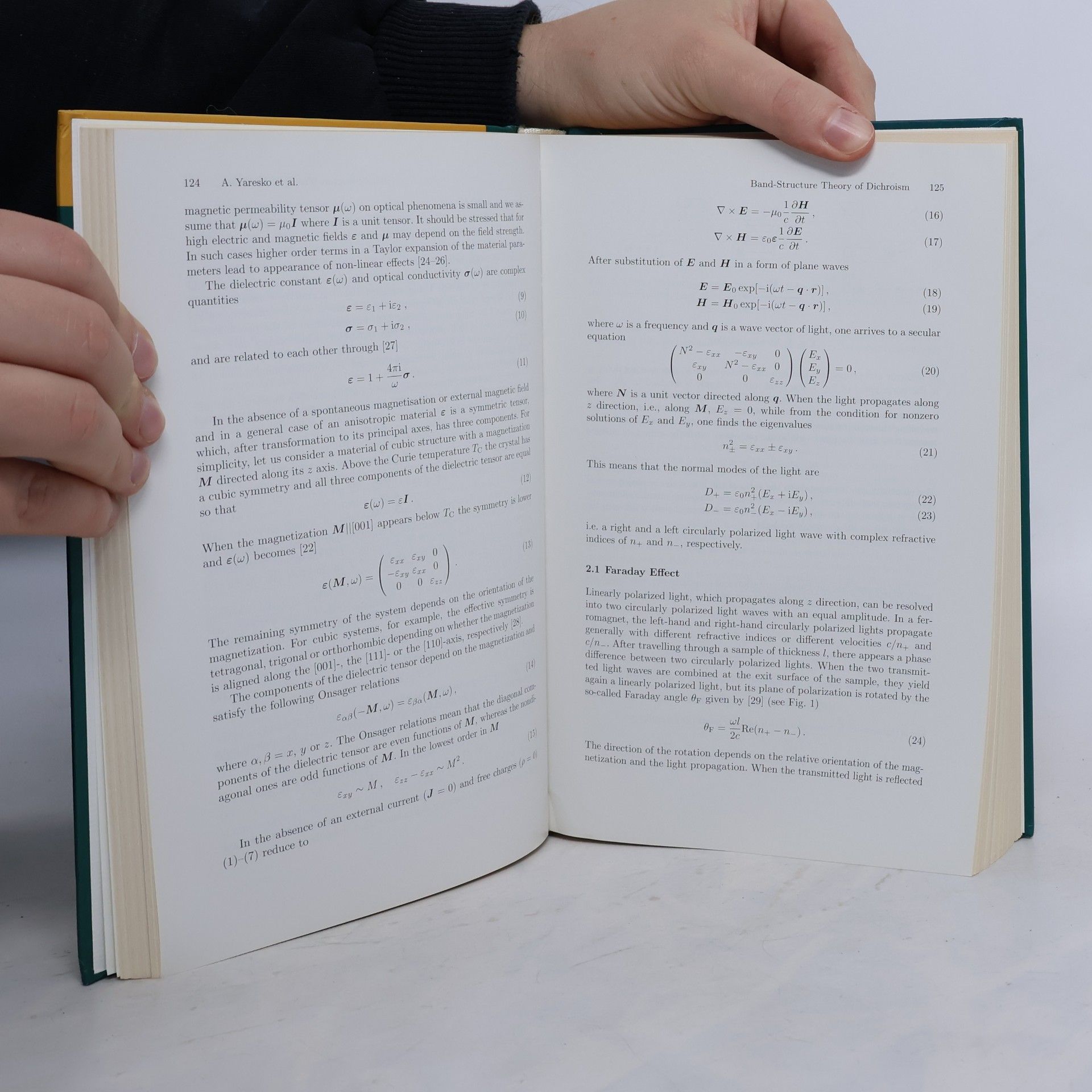 Éric Beaurepaire Lecture Notes in Physics - 697: Magnetism: A Synchrotron Radiation Approach
