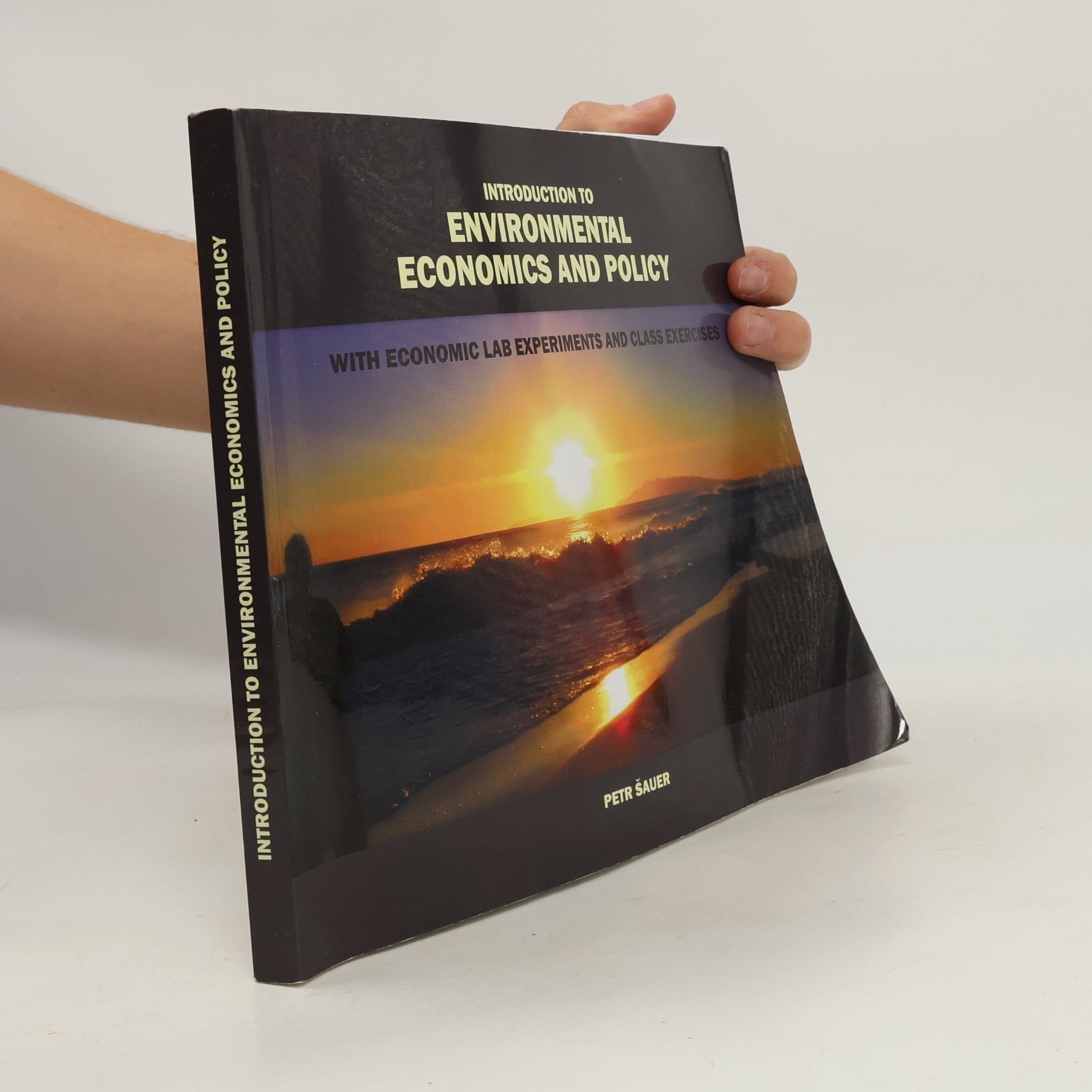 Introduction to environmental economics and policy
