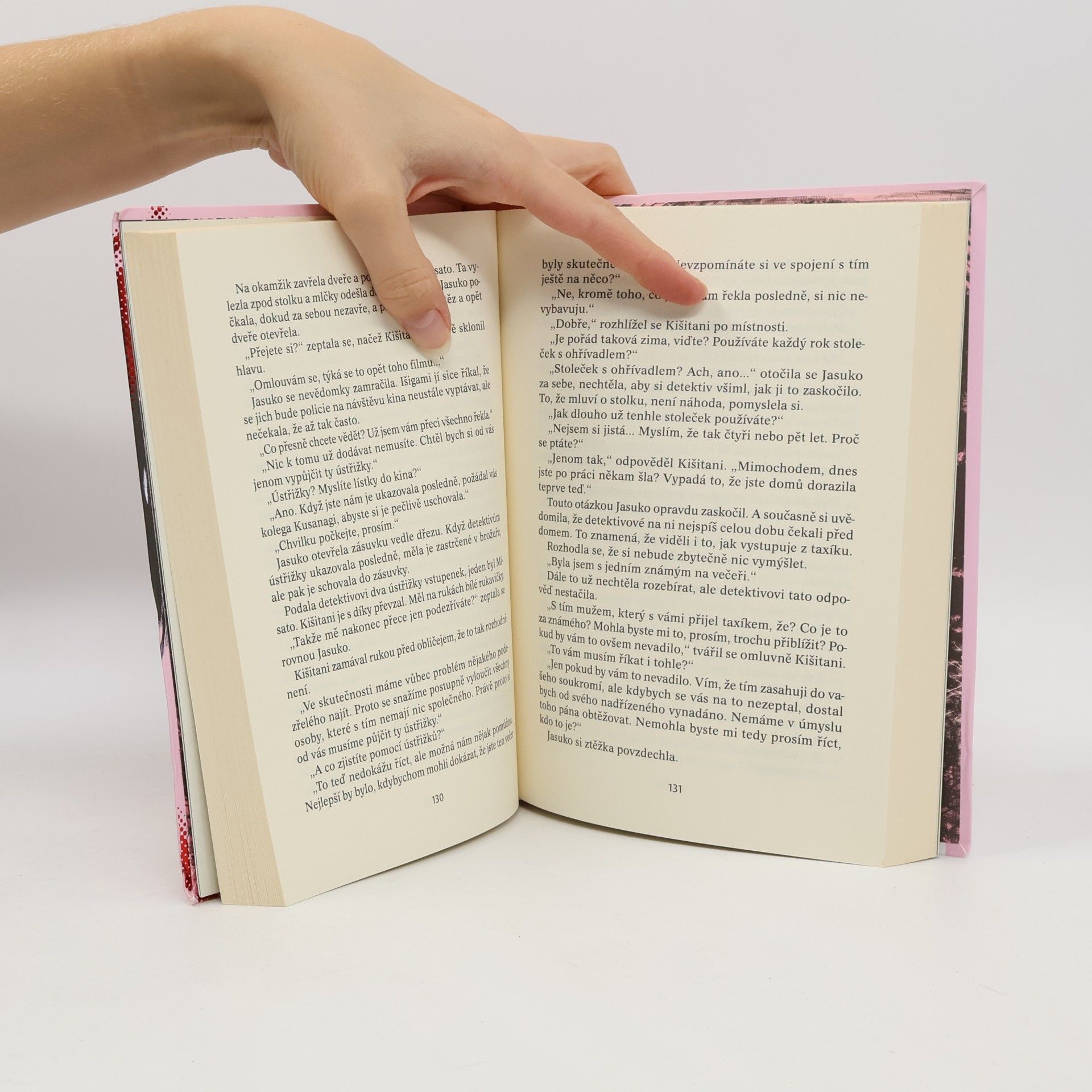 Keigo Higashino Oddanost podezřelého X