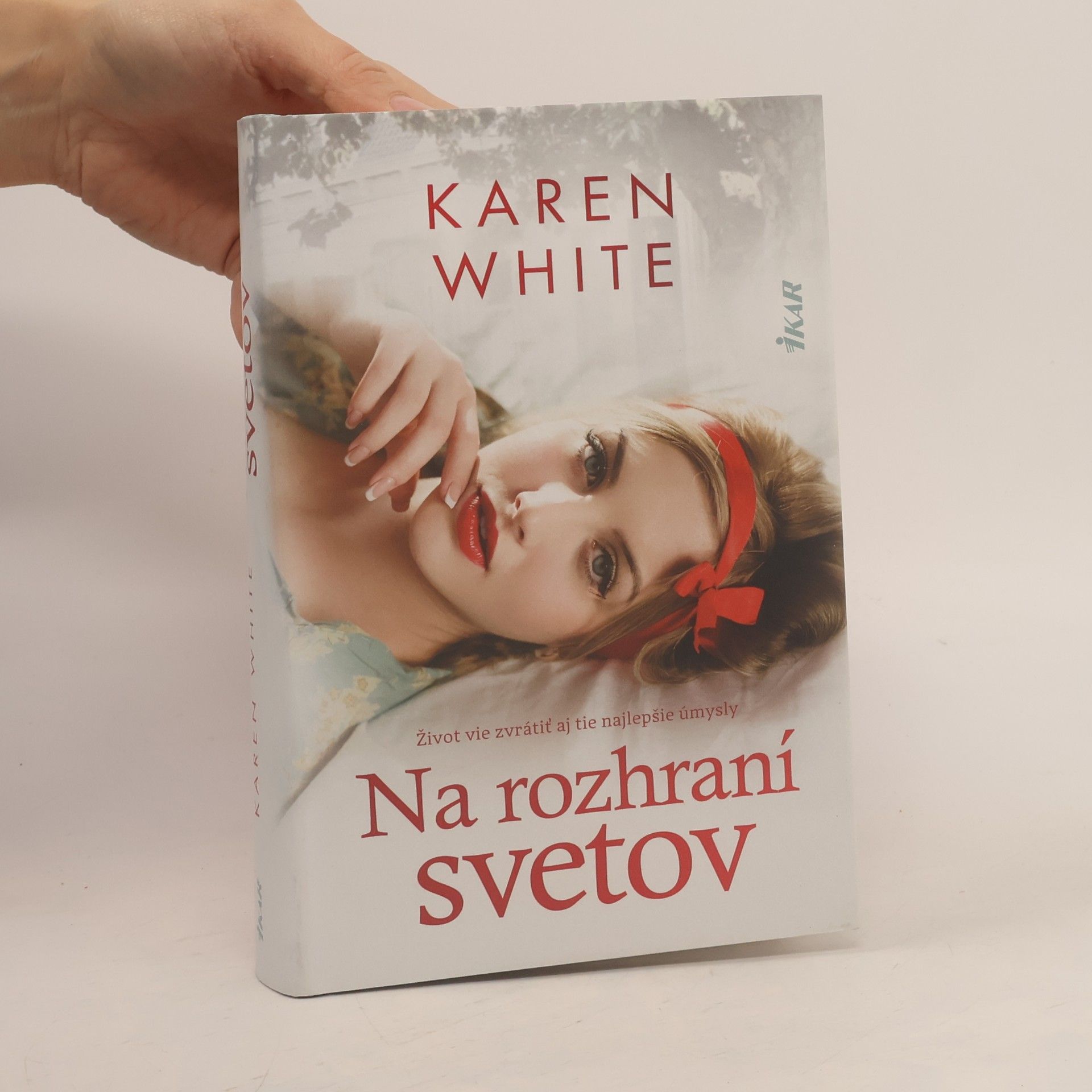 Na rozhraní svetov