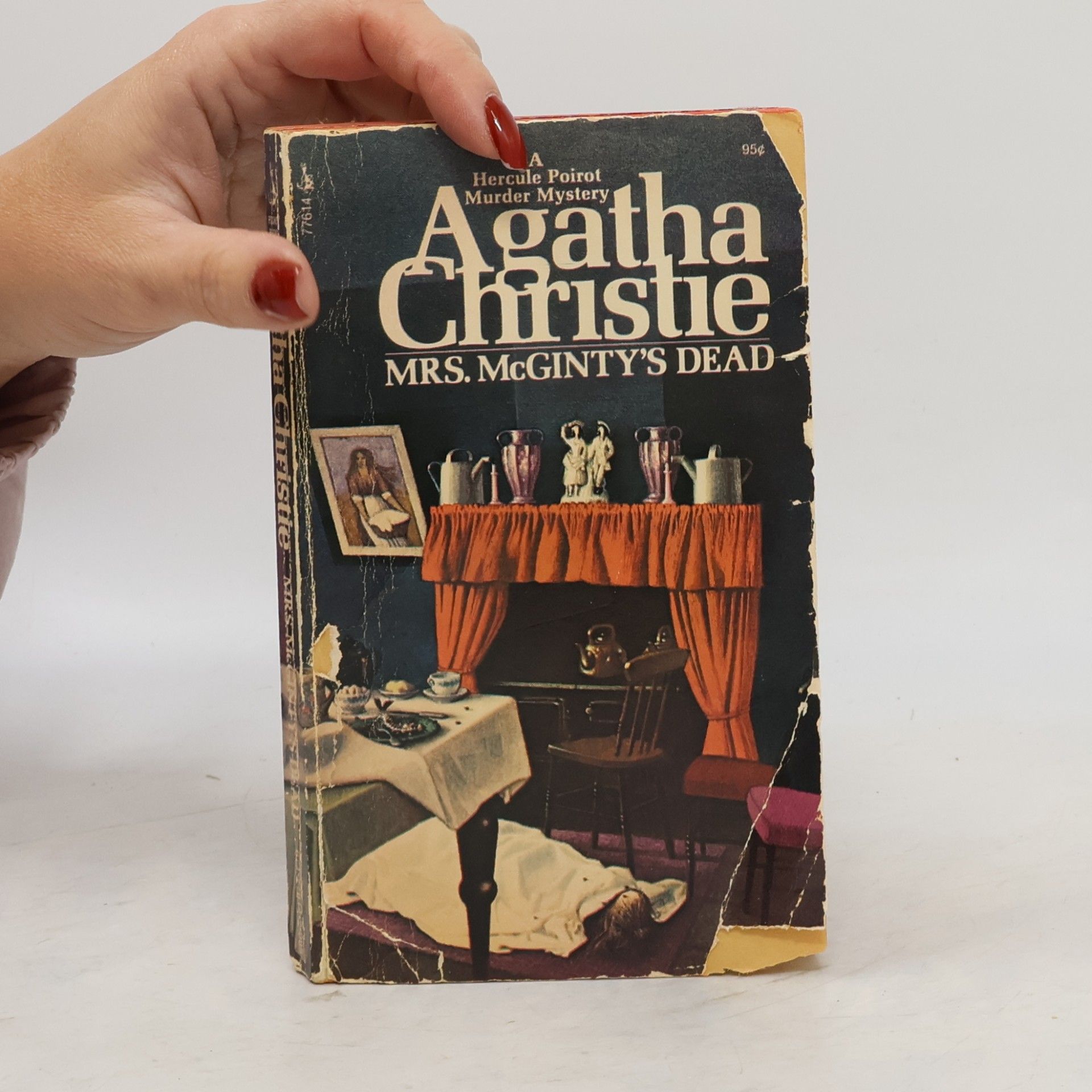 Agatha Christie Mrs. McGinty's Dead