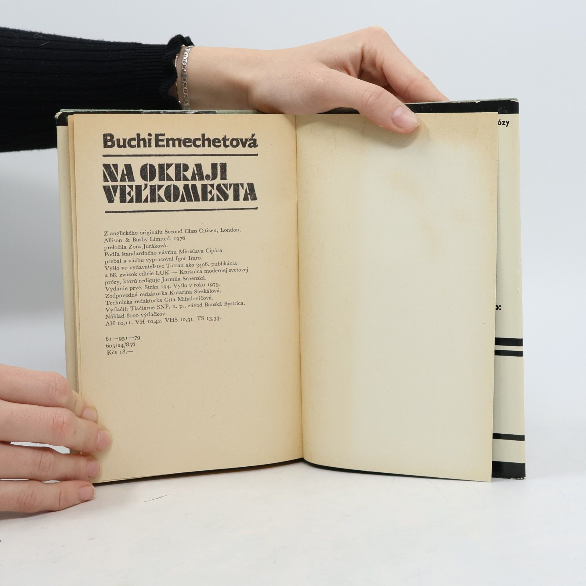 Buchi Emecheta Na okraji veľkomesta