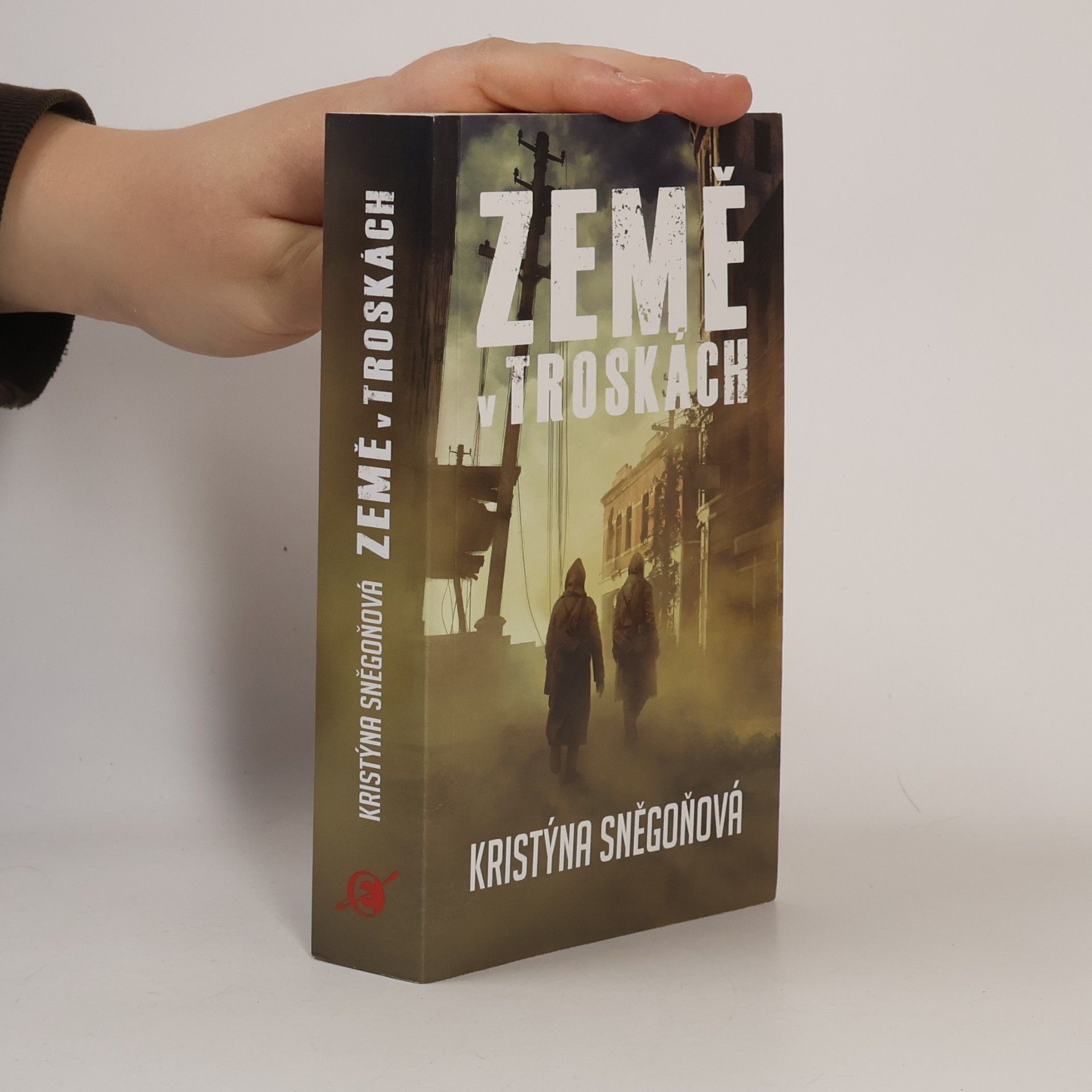 Země v troskách