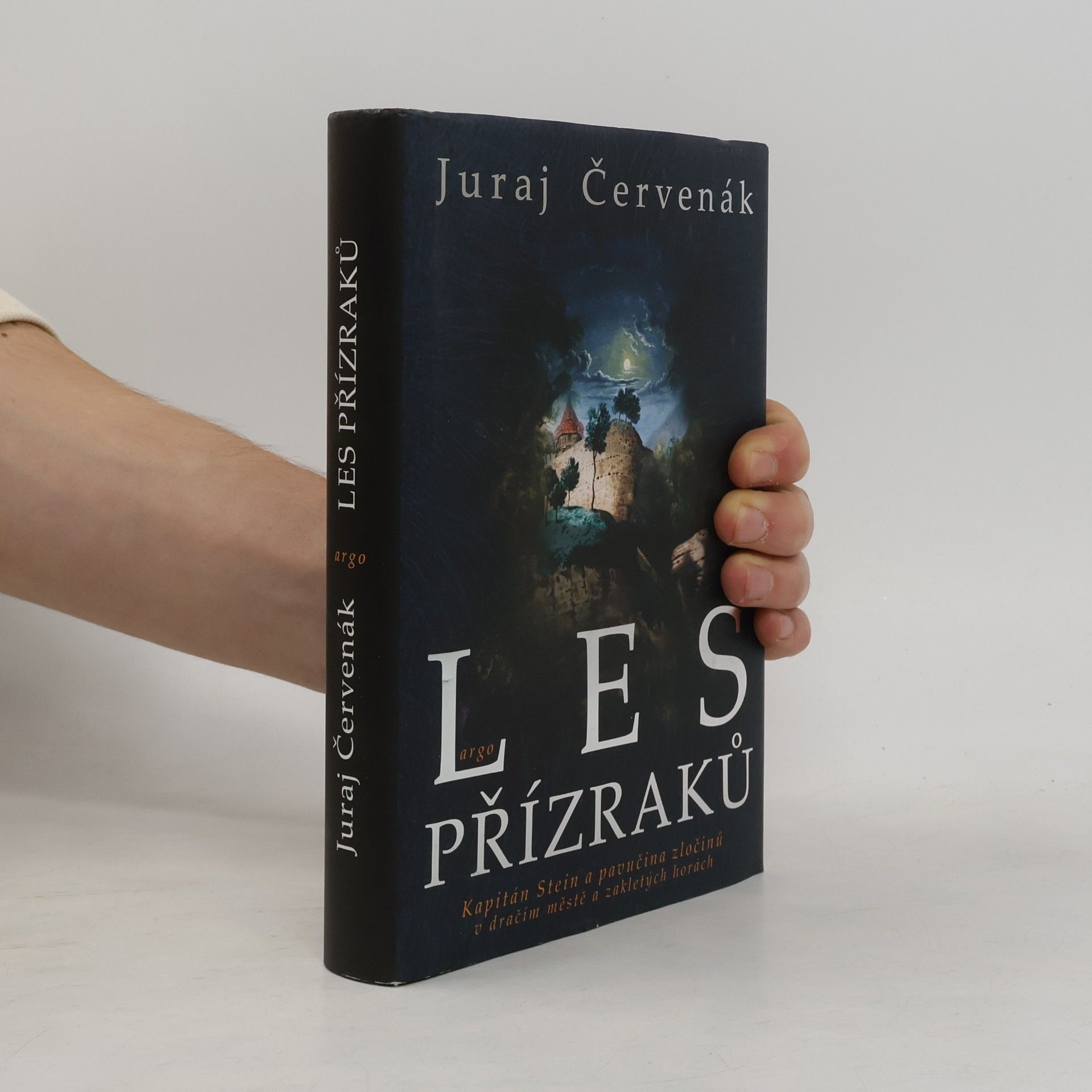 Les přízraků