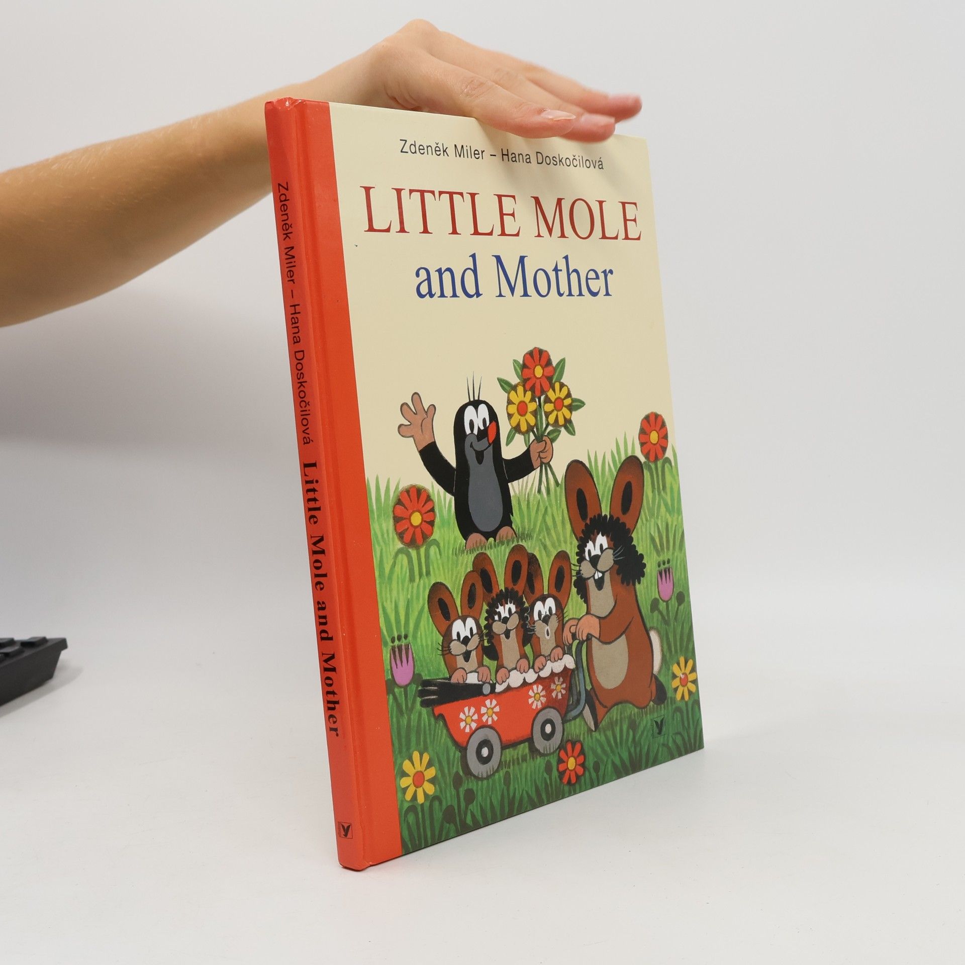 Little mole and mother