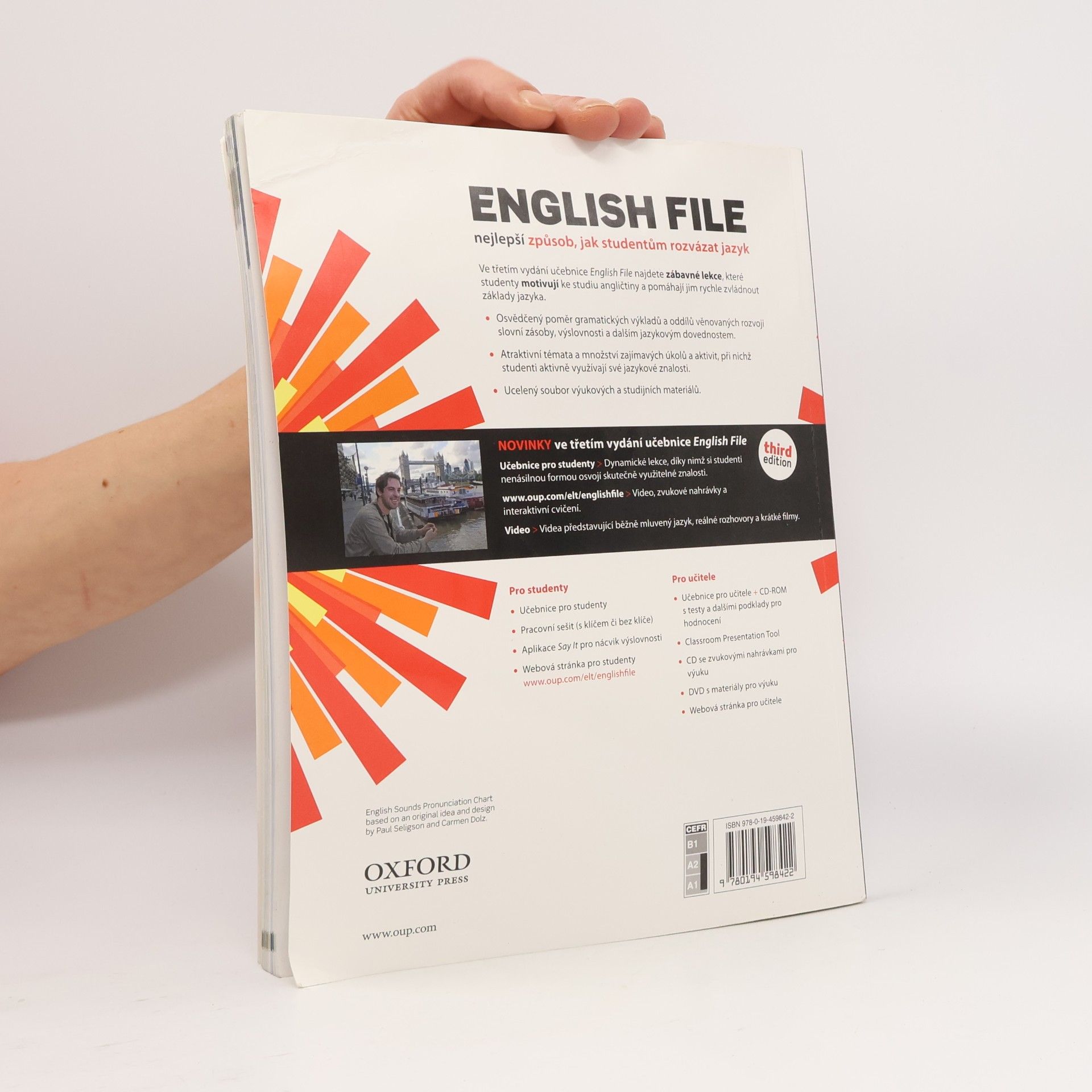 Christina Latham-Koenig English file : Elementary. Student's book