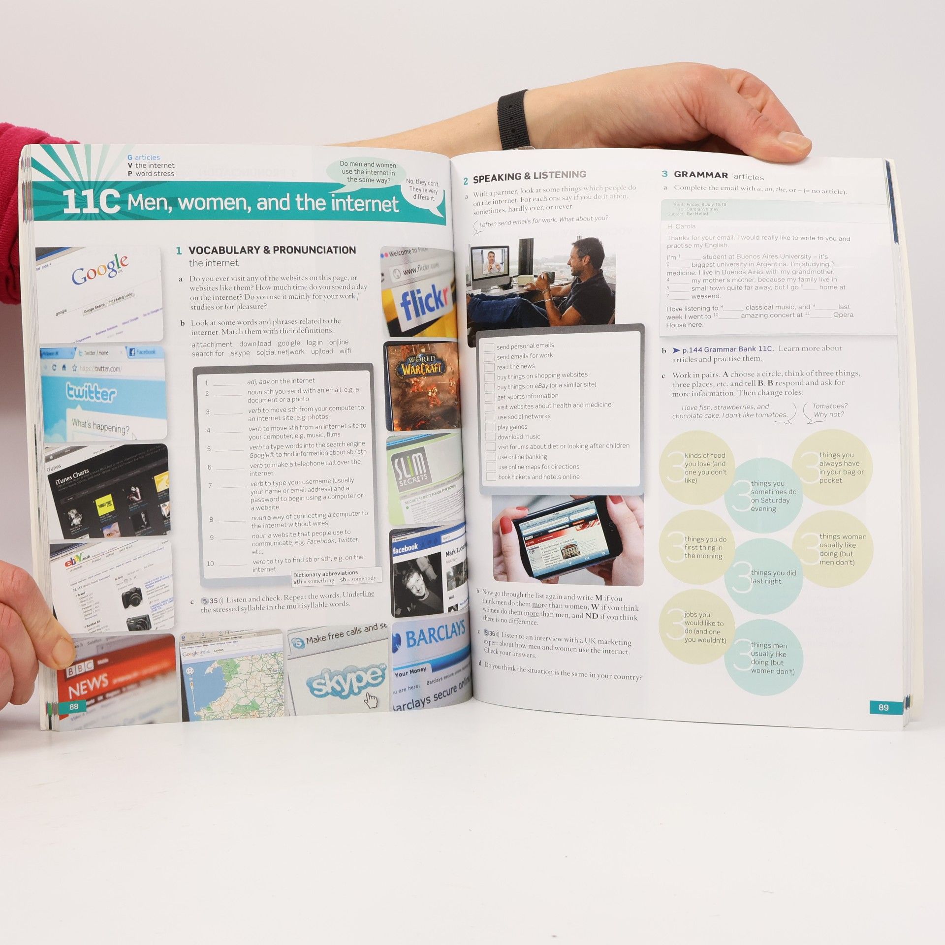 Christina Latham-Koenig English file : Elementary. Student's book