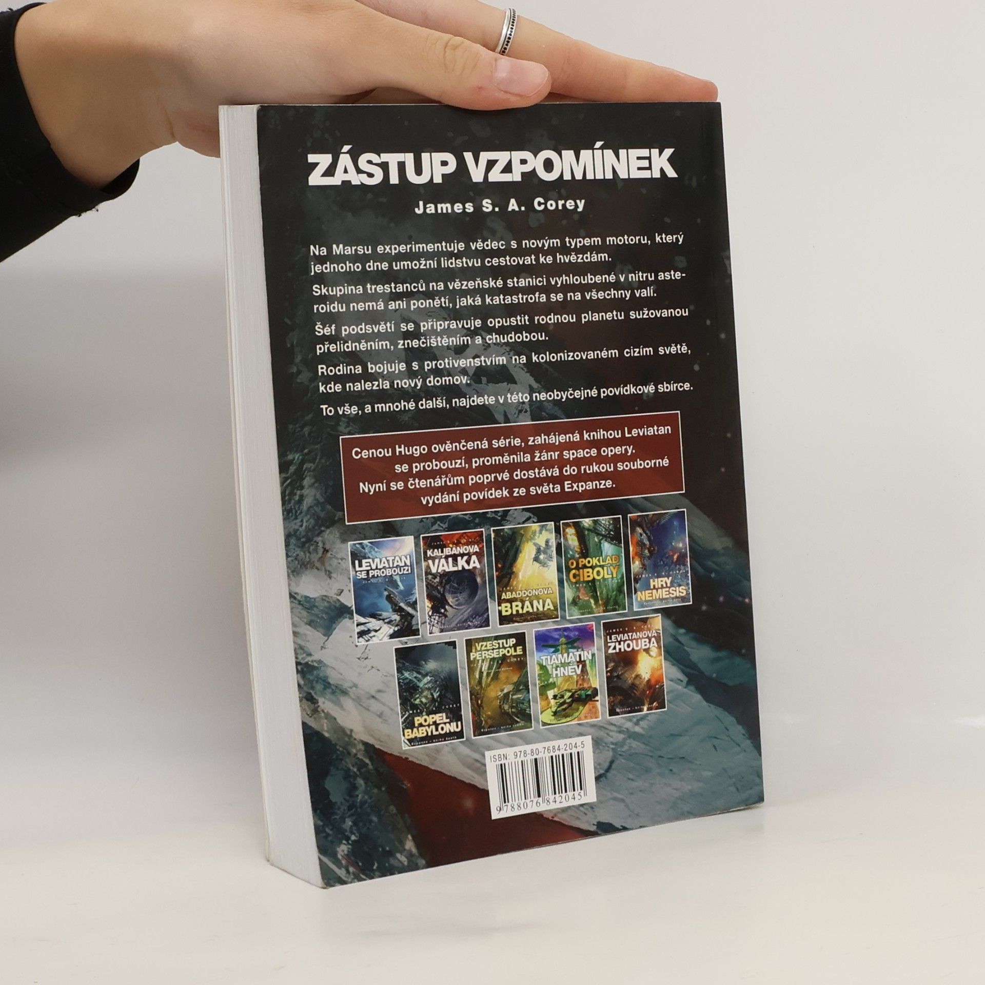 James S.A Corey Zástup vzpomínek : příběhy ze světa Expanze
