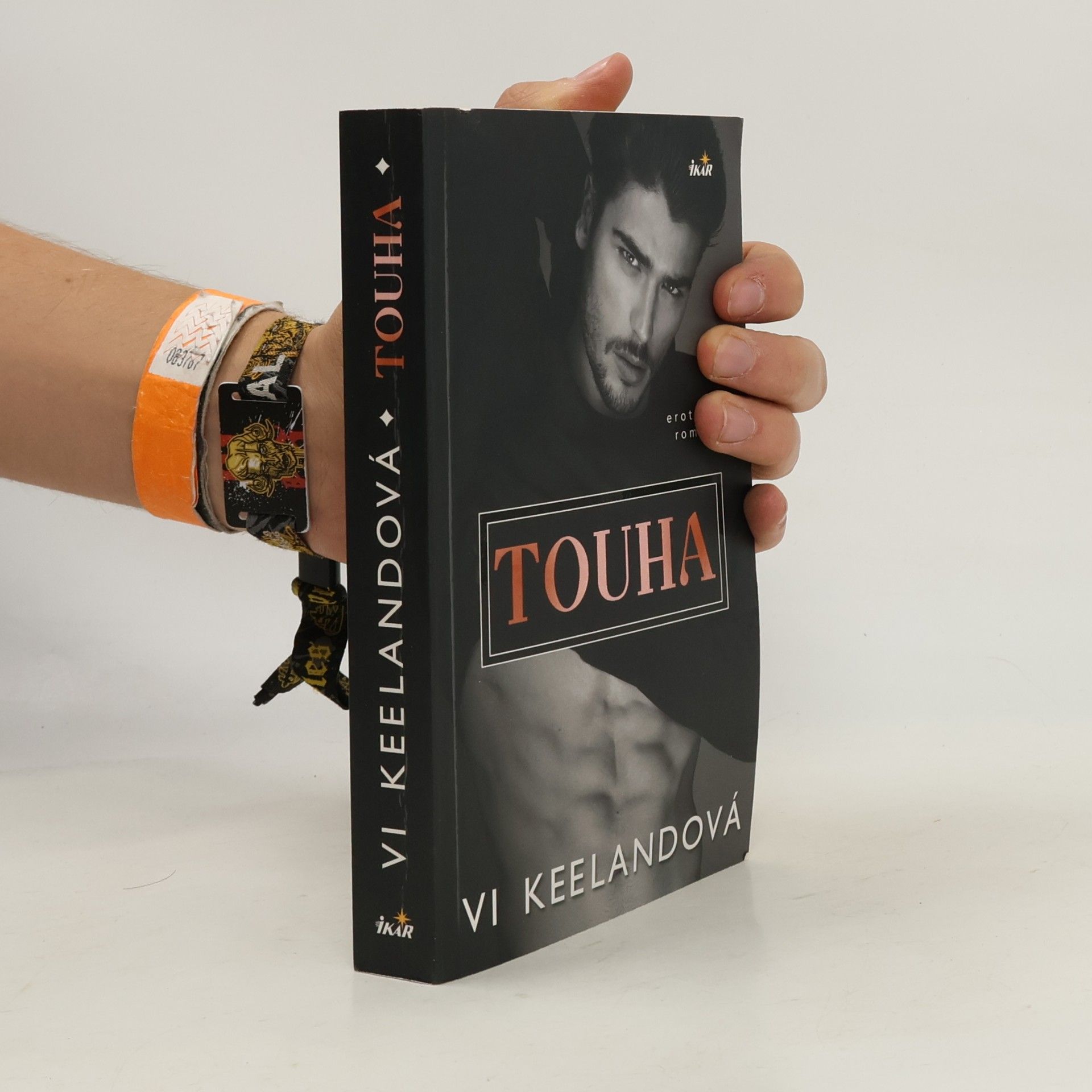 Vi Keeland Touha