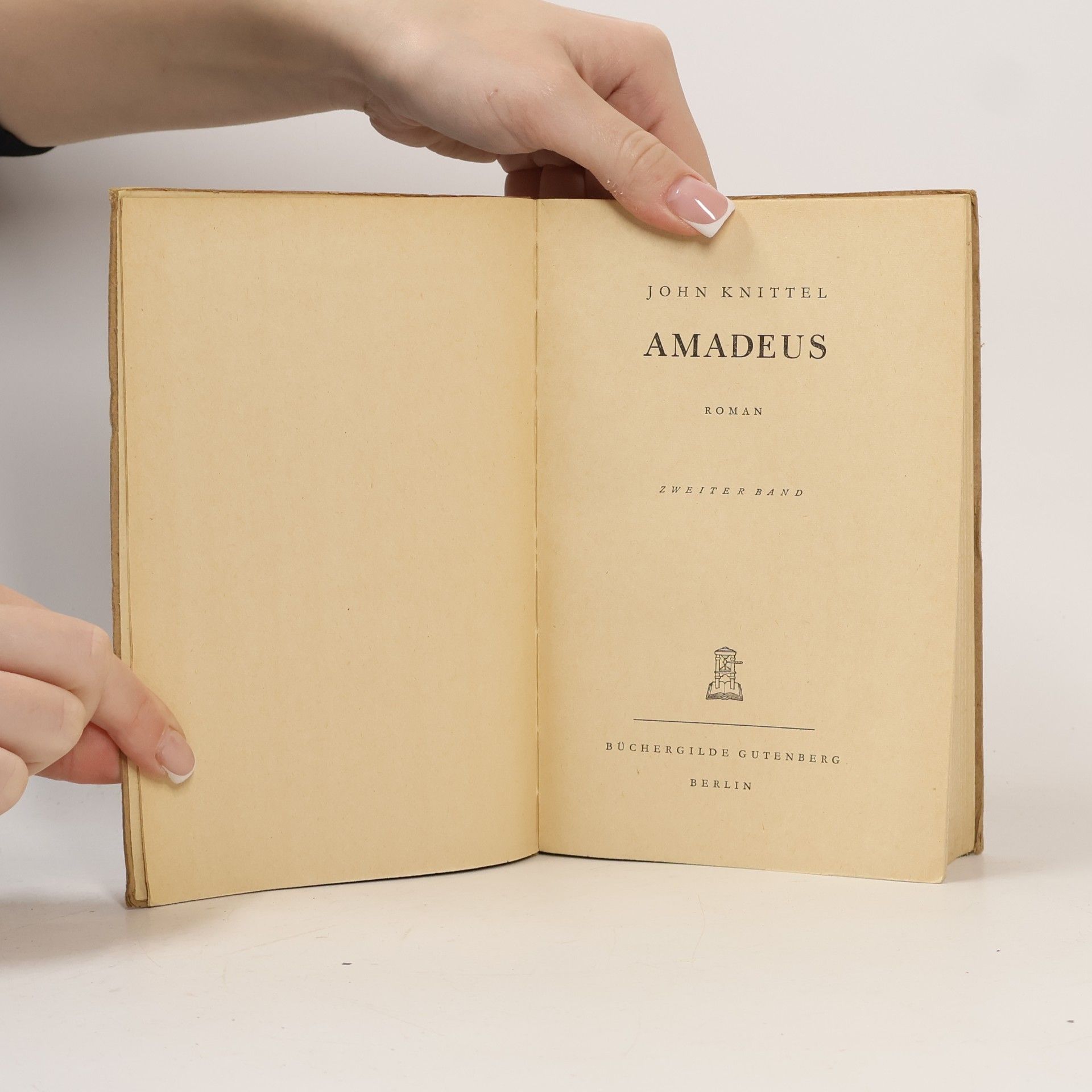 John Knittel Amadeus II.