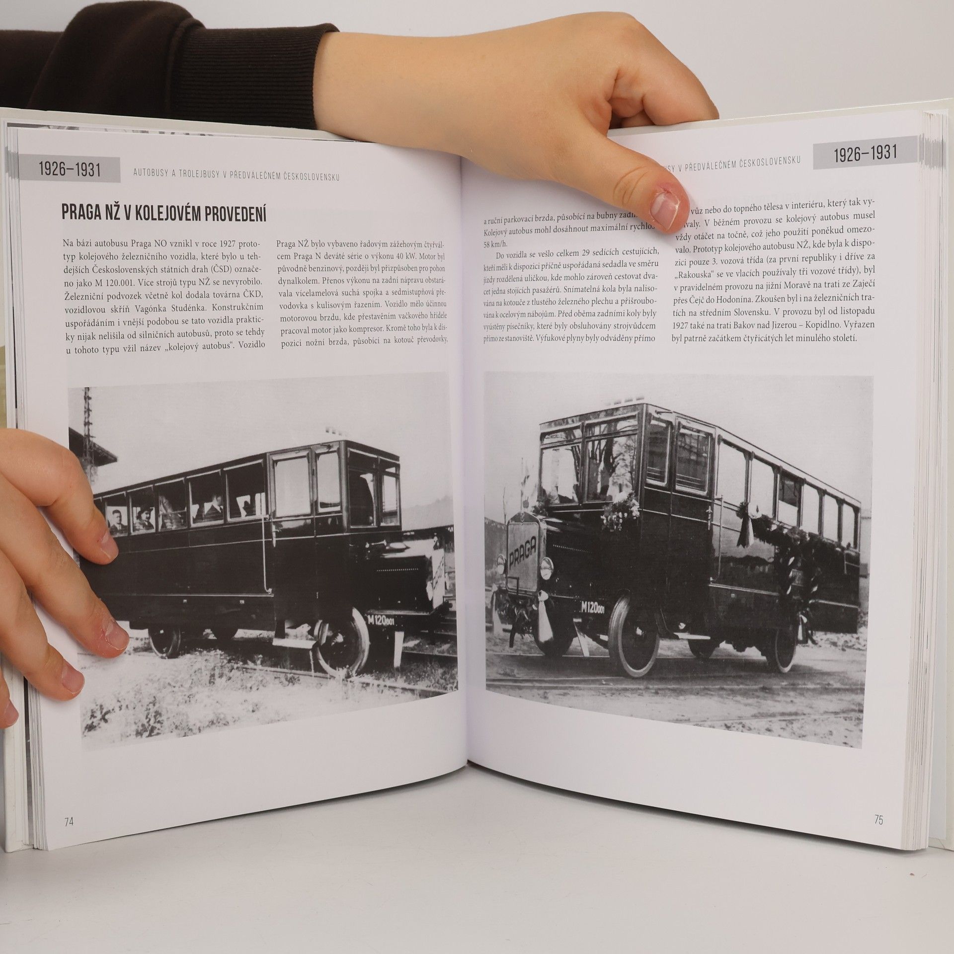 Martin Harák Autobusy první republiky a protektorátu 1918-1945