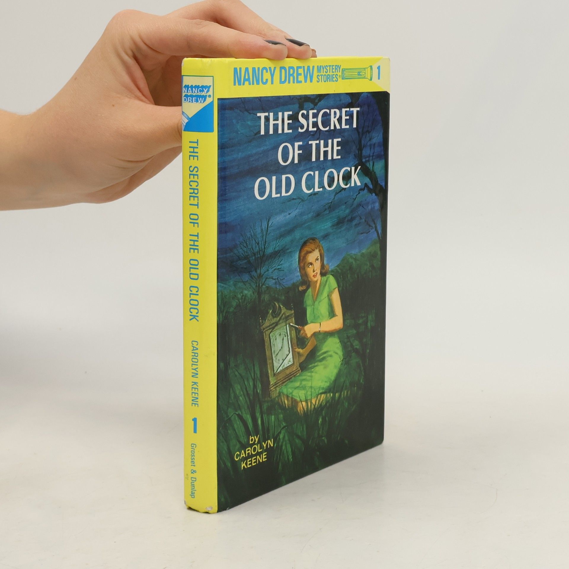 The Secret of the Old Clock