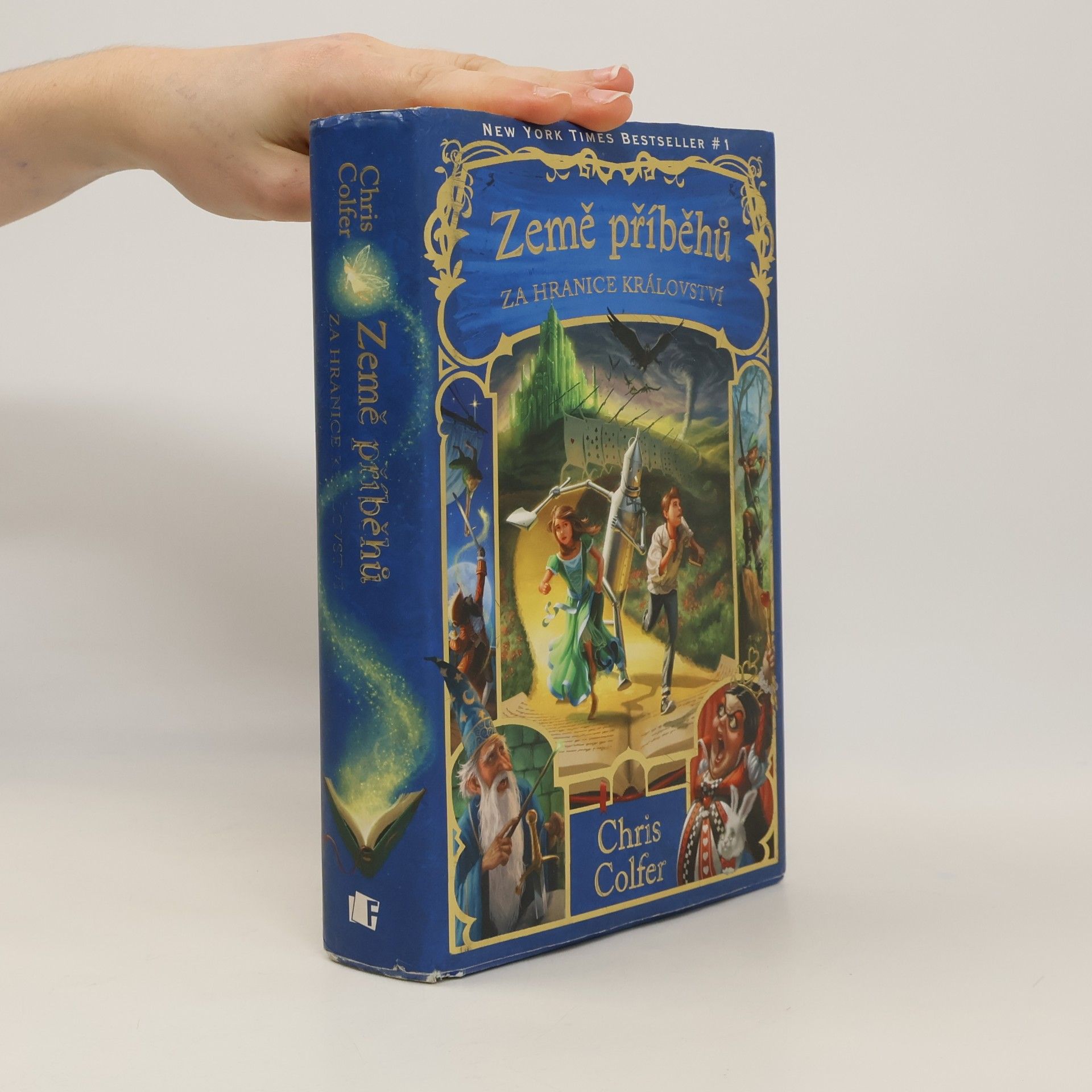 Země příběhů. Za hranice království