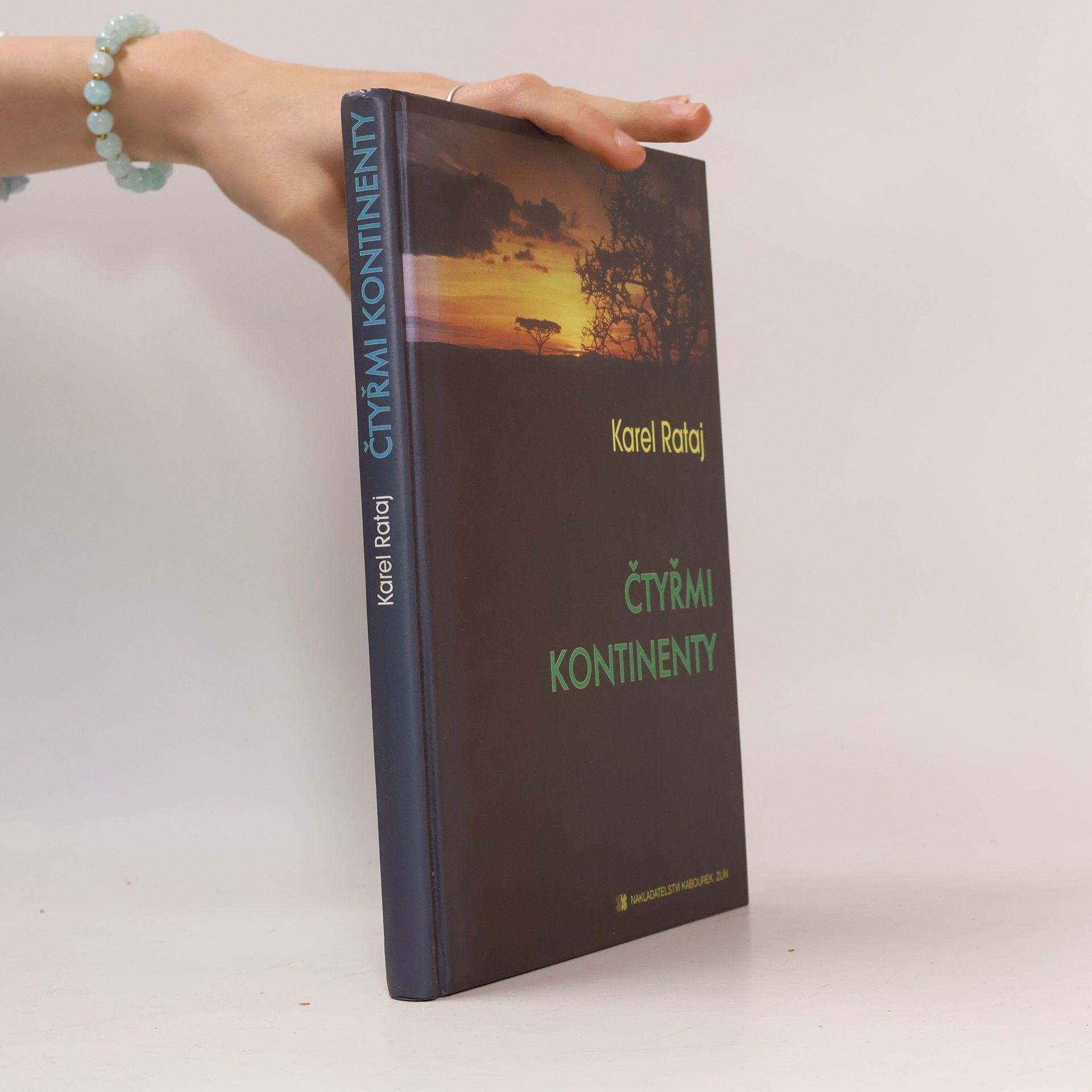 Čtyřmi kontinenty