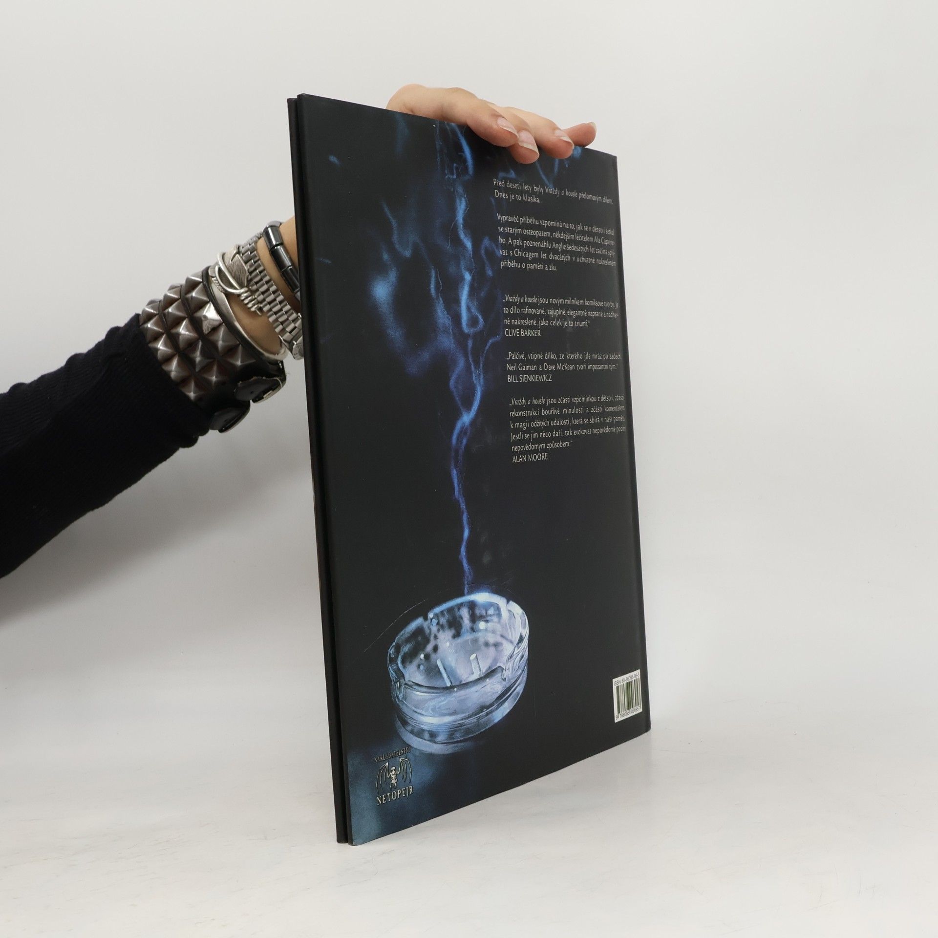Neil Gaiman Vraždy a housle