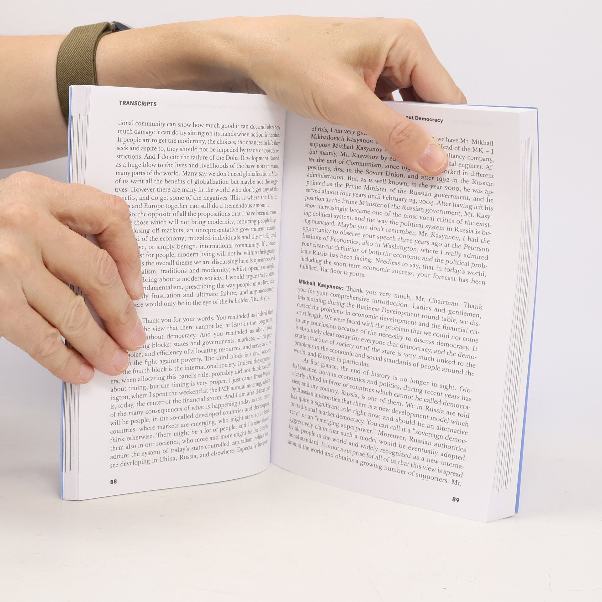Autores varios Openness and Fundamentalism in the 21st Century