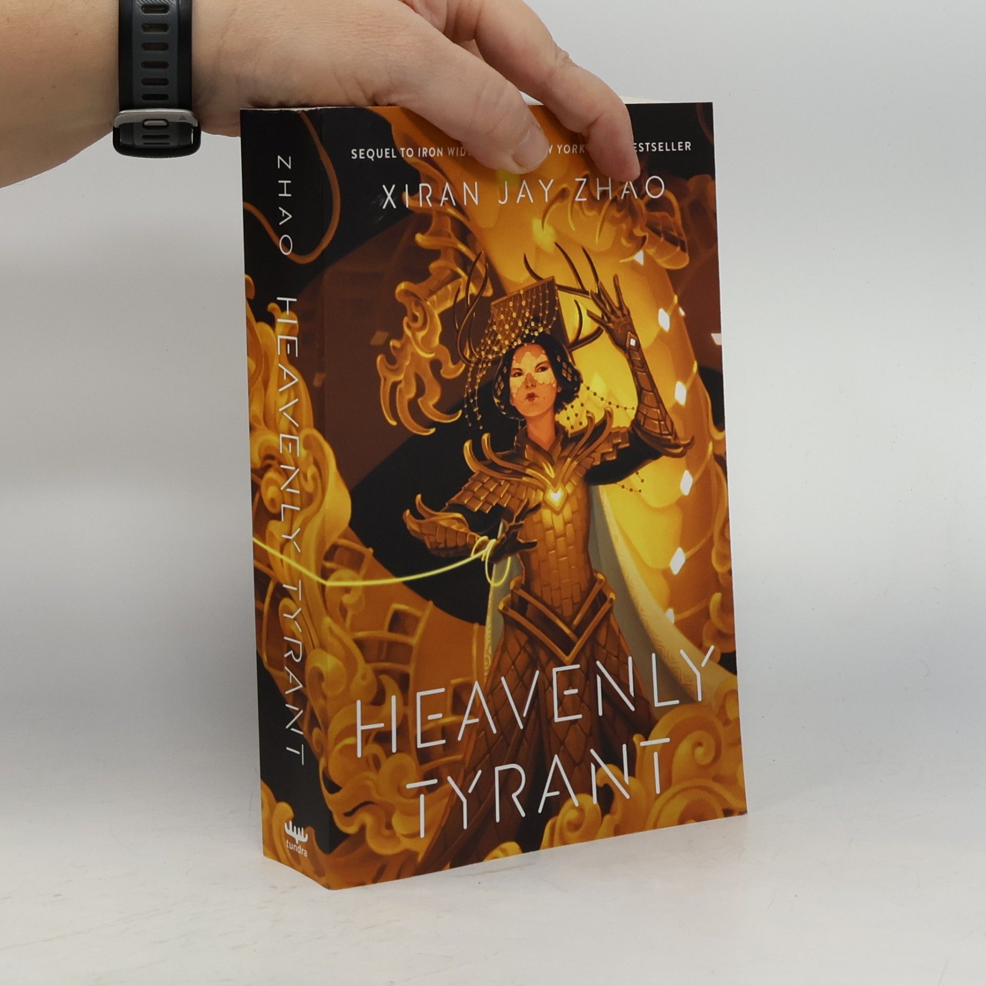 Heavenly Tyrant (Iron Widow, Band 2)