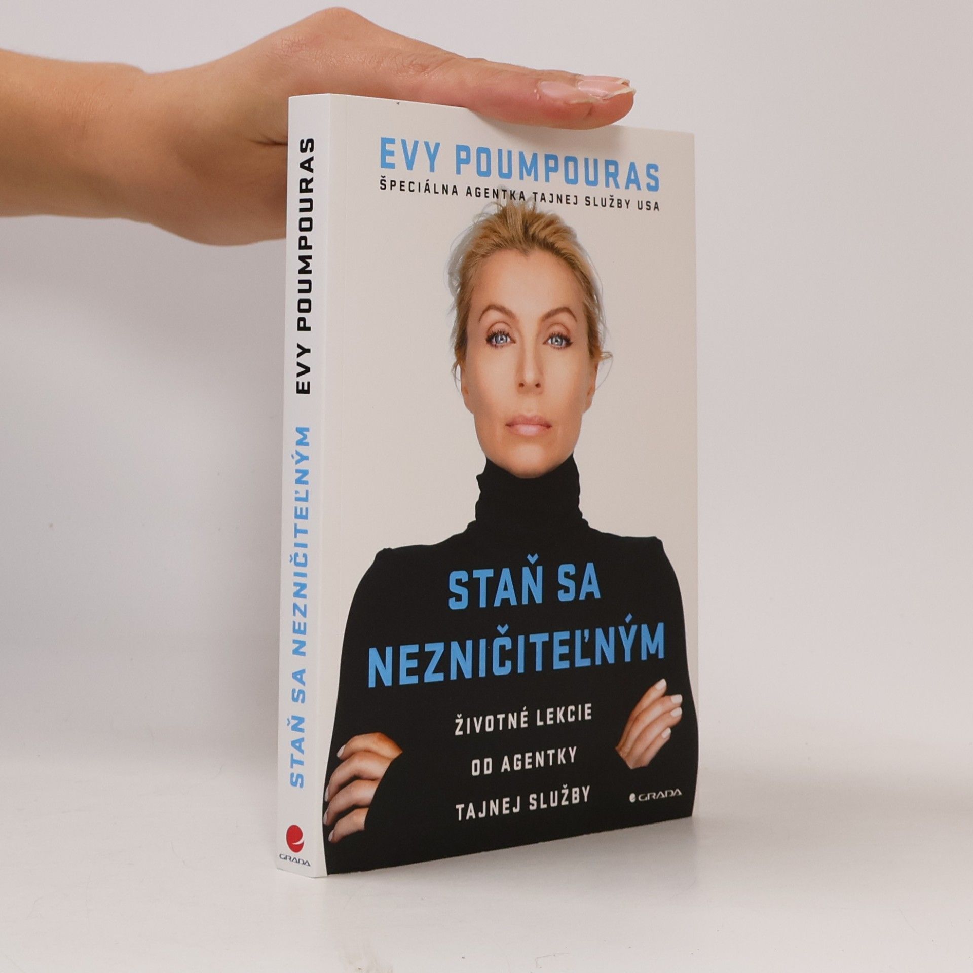 Poumpouras Evy Staň sa nezničiteľným