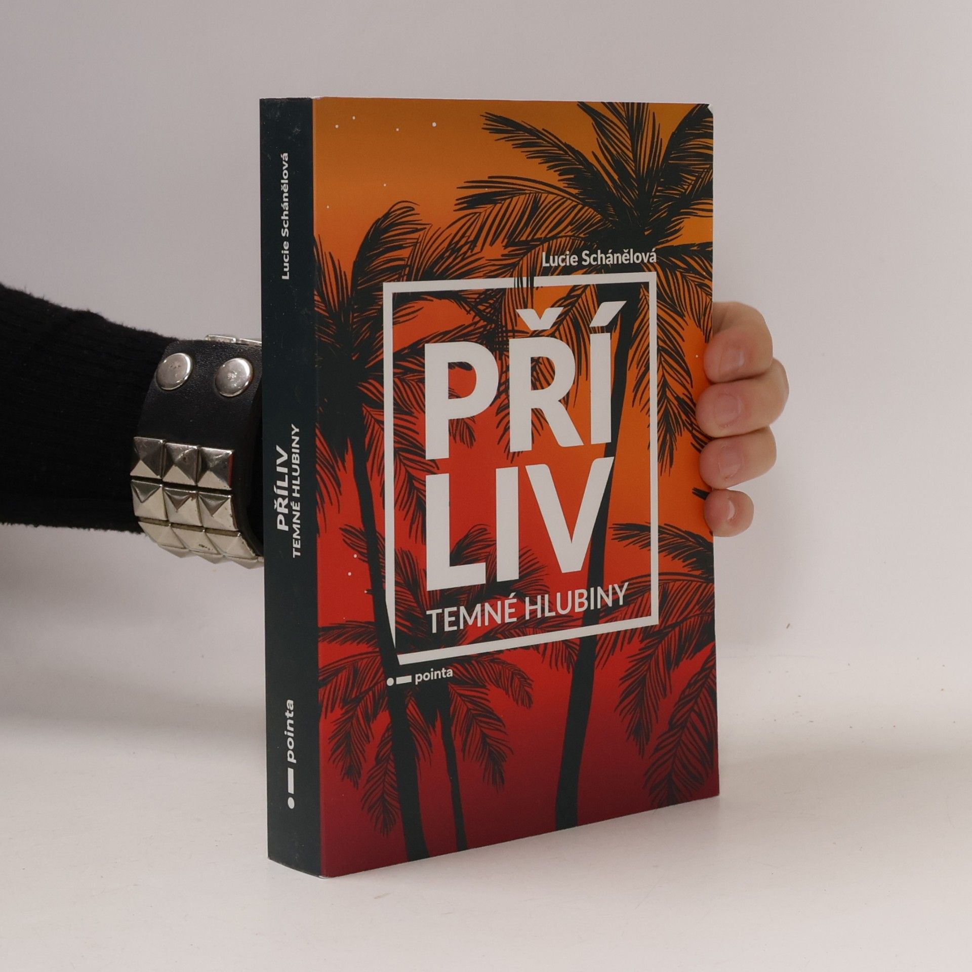 Příliv - Temné hlubiny