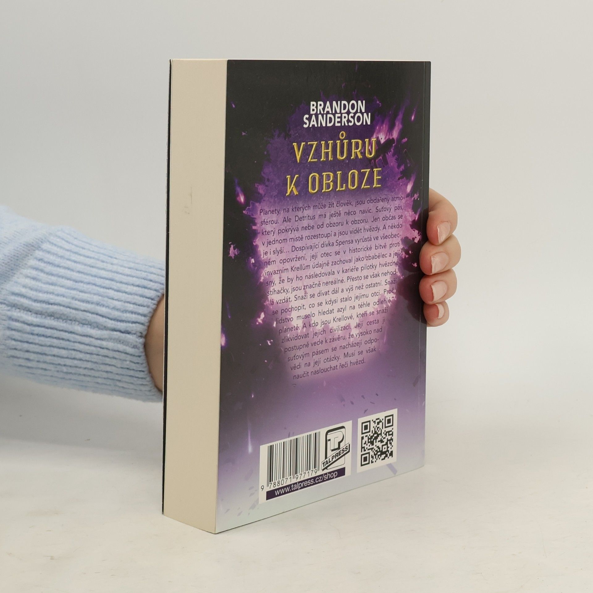 Brandon Sanderson Vzhůru k obloze