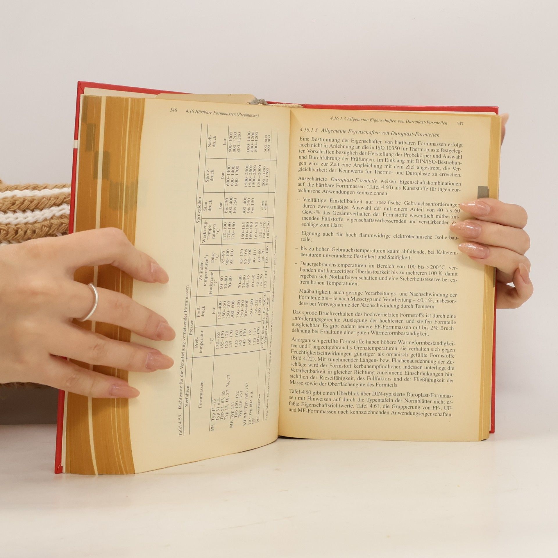 Hansjürgen Saechtling Kunststoff-Taschenbuch