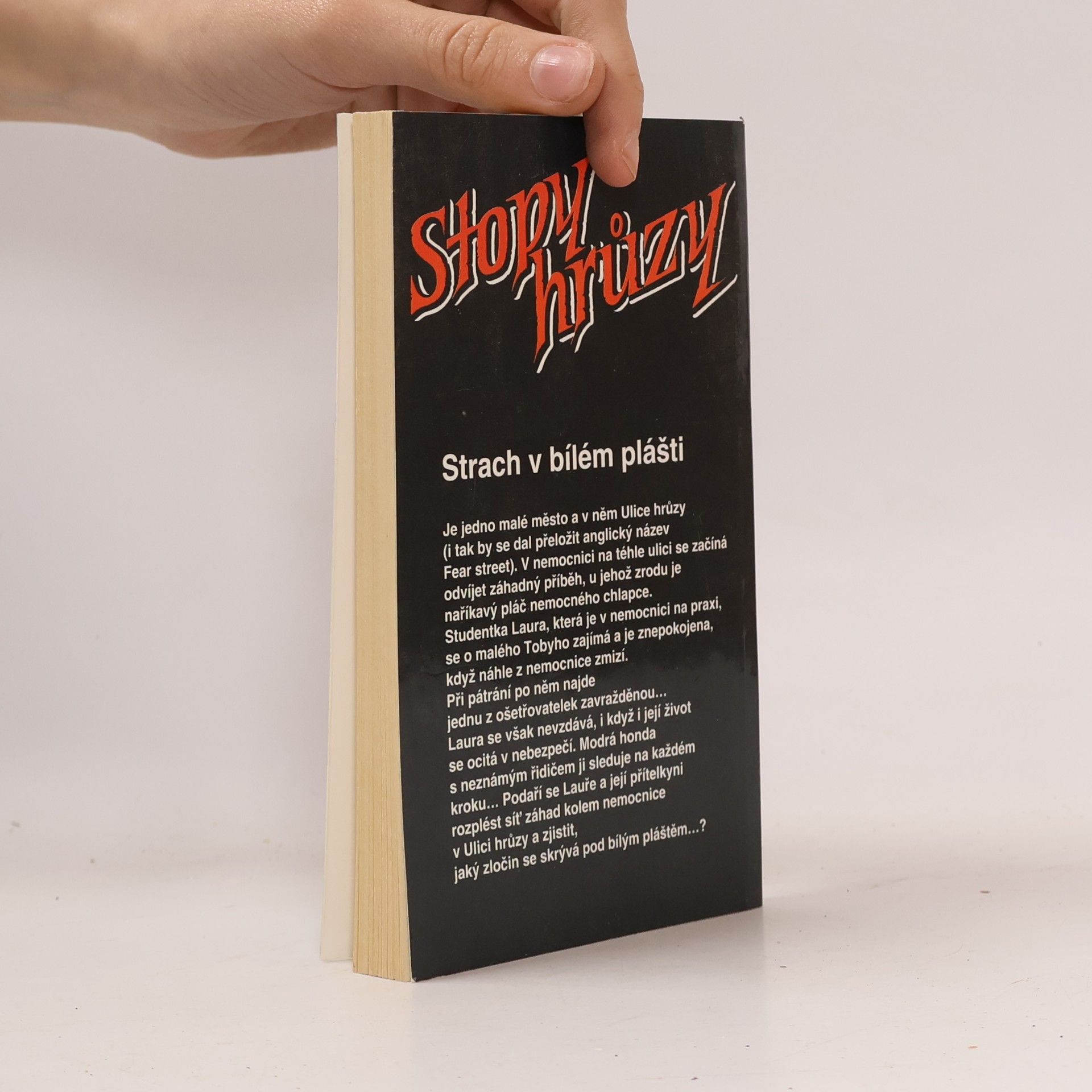 R. L. Stine Nůž. Stopy hrůzy 2