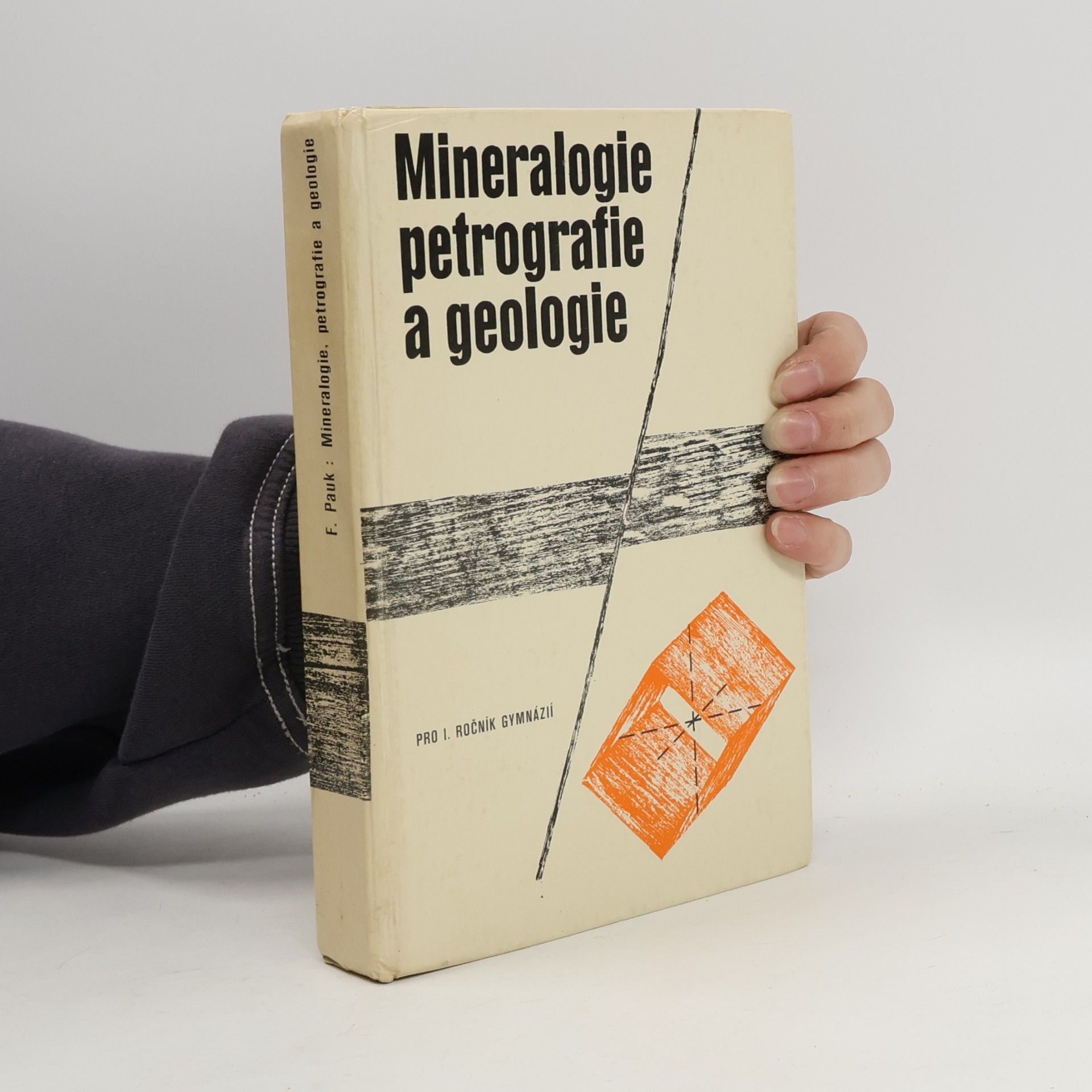 Mineralogie, petrografie a geologie