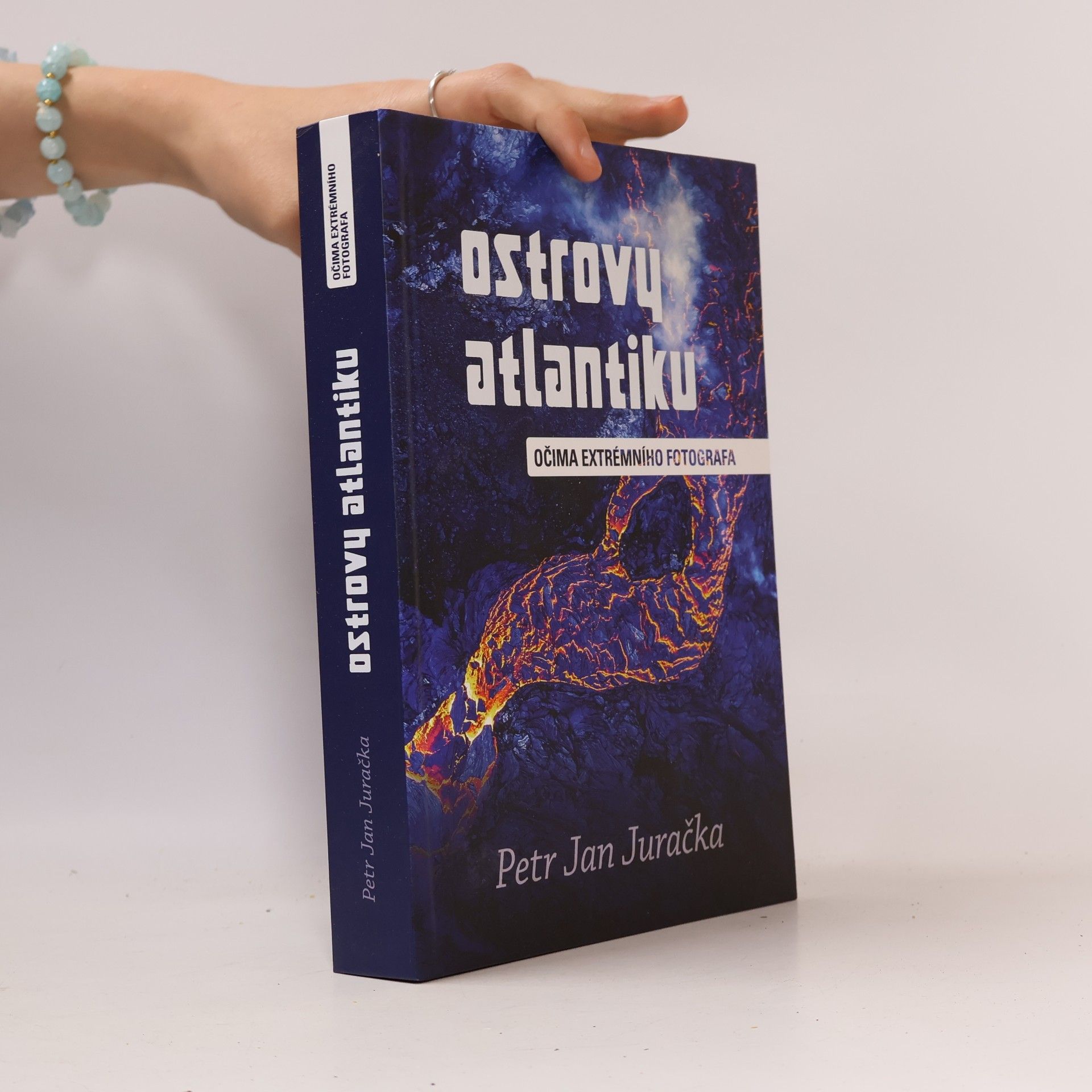 Ostrovy Atlantiku : očima extrémního fotografa