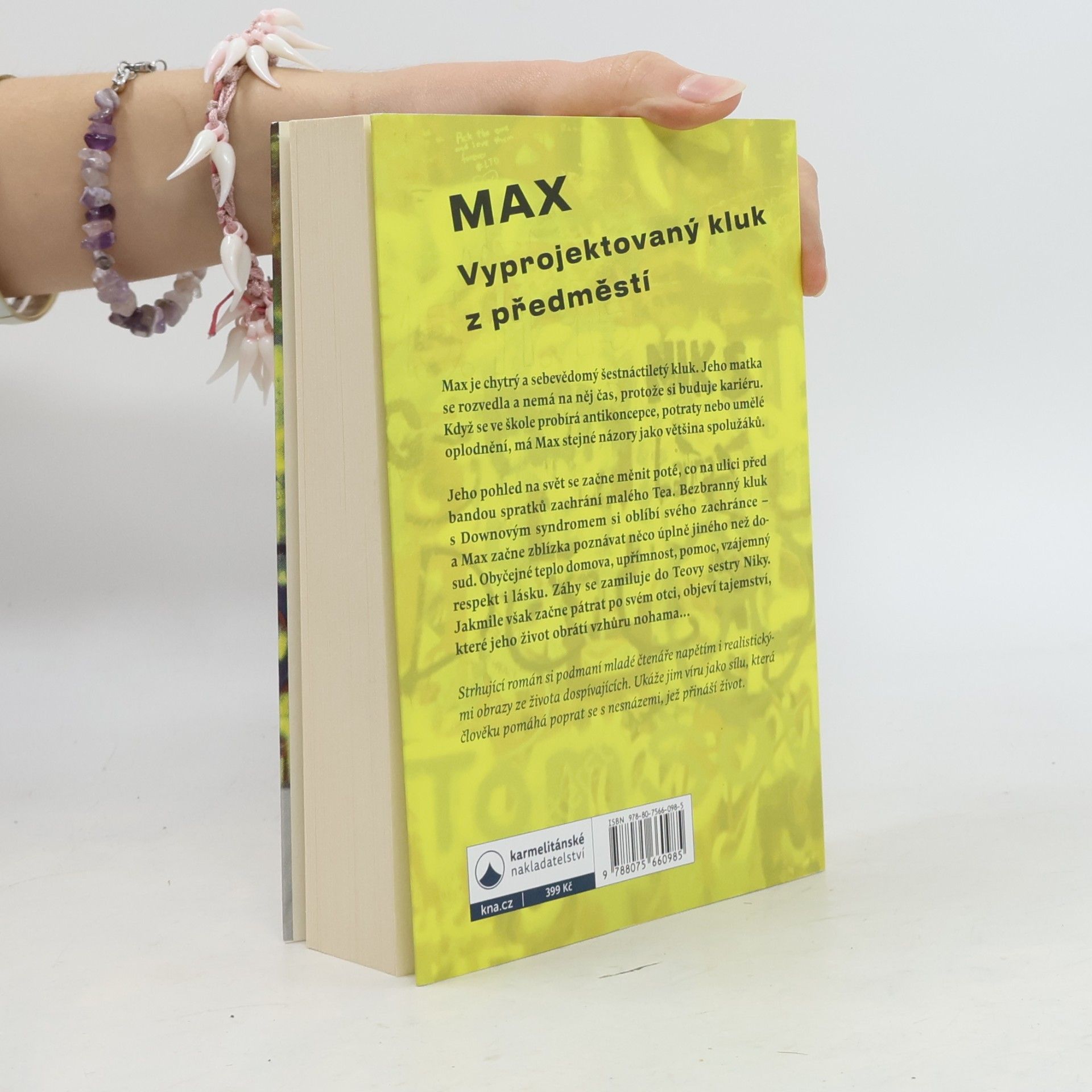 Veronika Grohsebner Max, vyprojektovaný kluk z předměstí