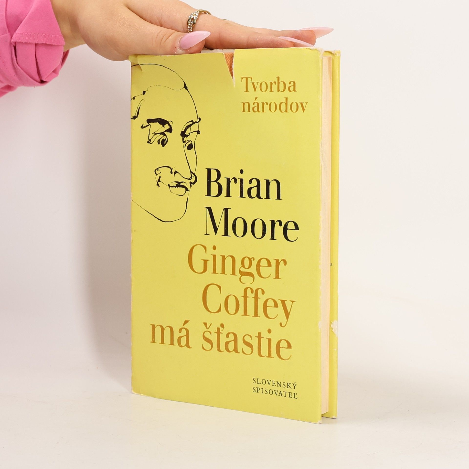 Brian Moore Ginger Coffey má šťastie